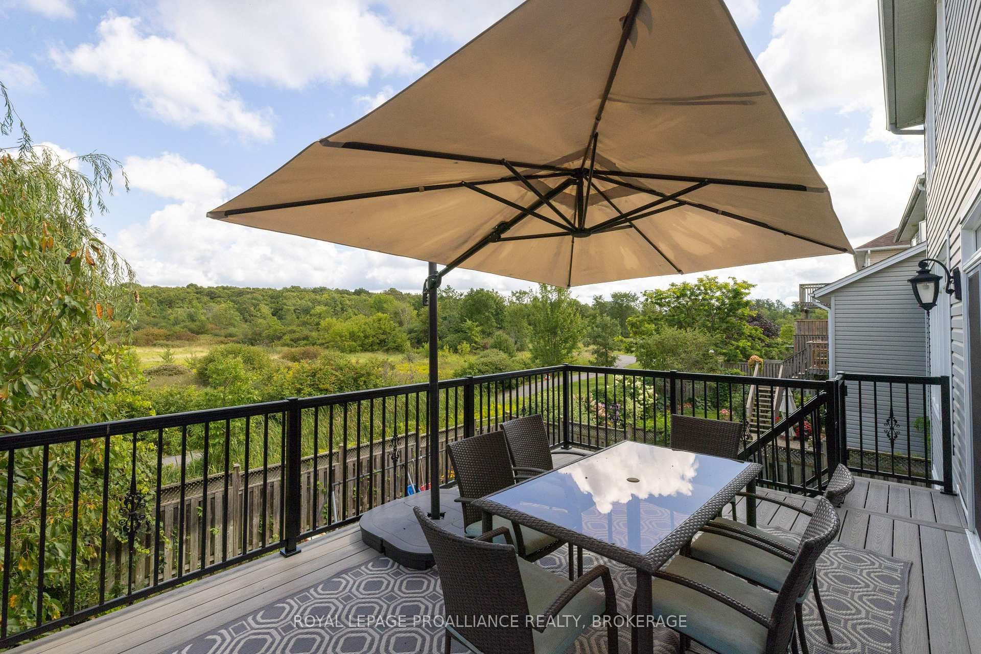 Photo 18 of 633 Fieldstone Drive, Kingston, Kingston East (Incl Barret Crt) — HOMEH