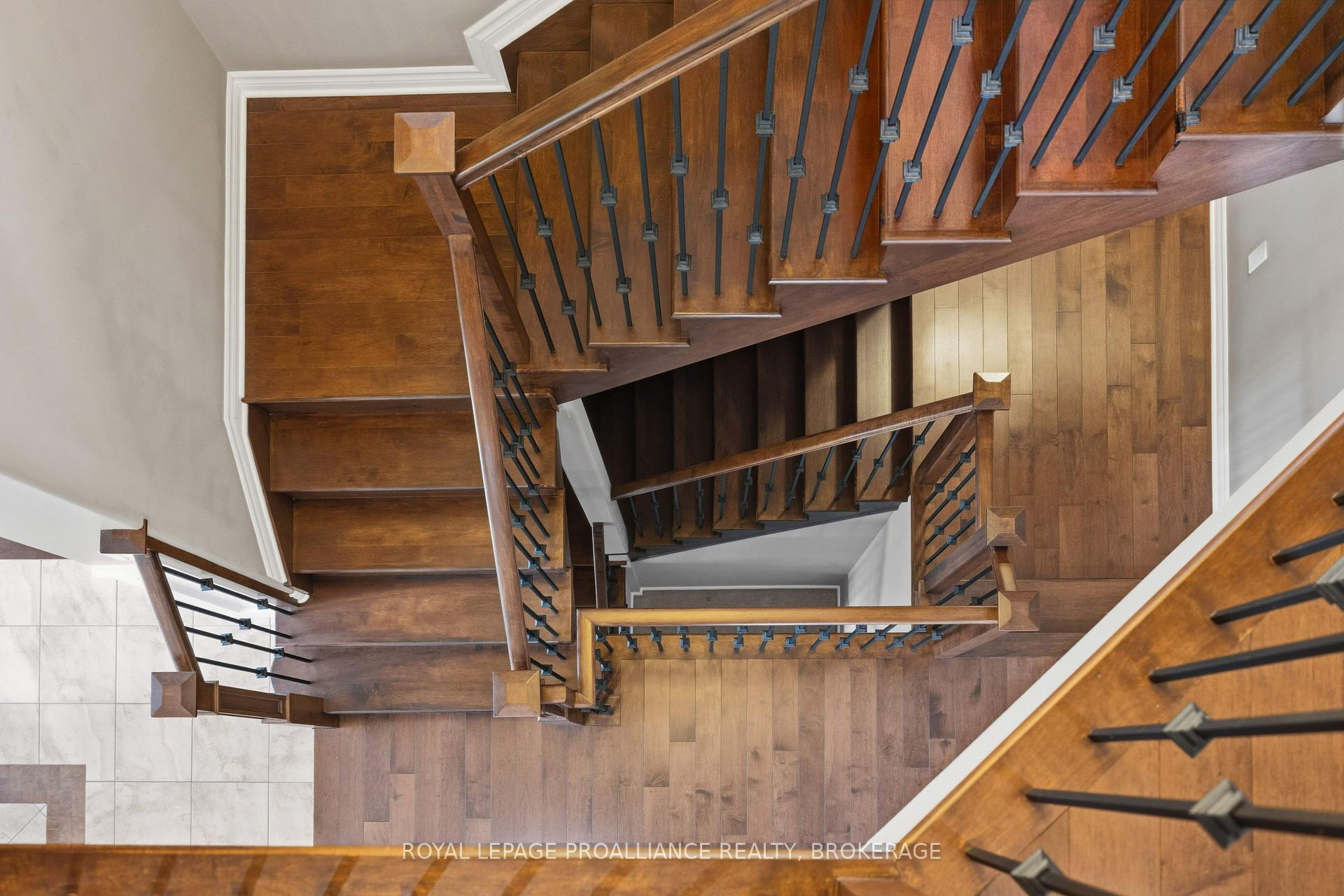 Photo 20 of 633 Fieldstone Drive, Kingston, Kingston East (Incl Barret Crt) — HOMEH