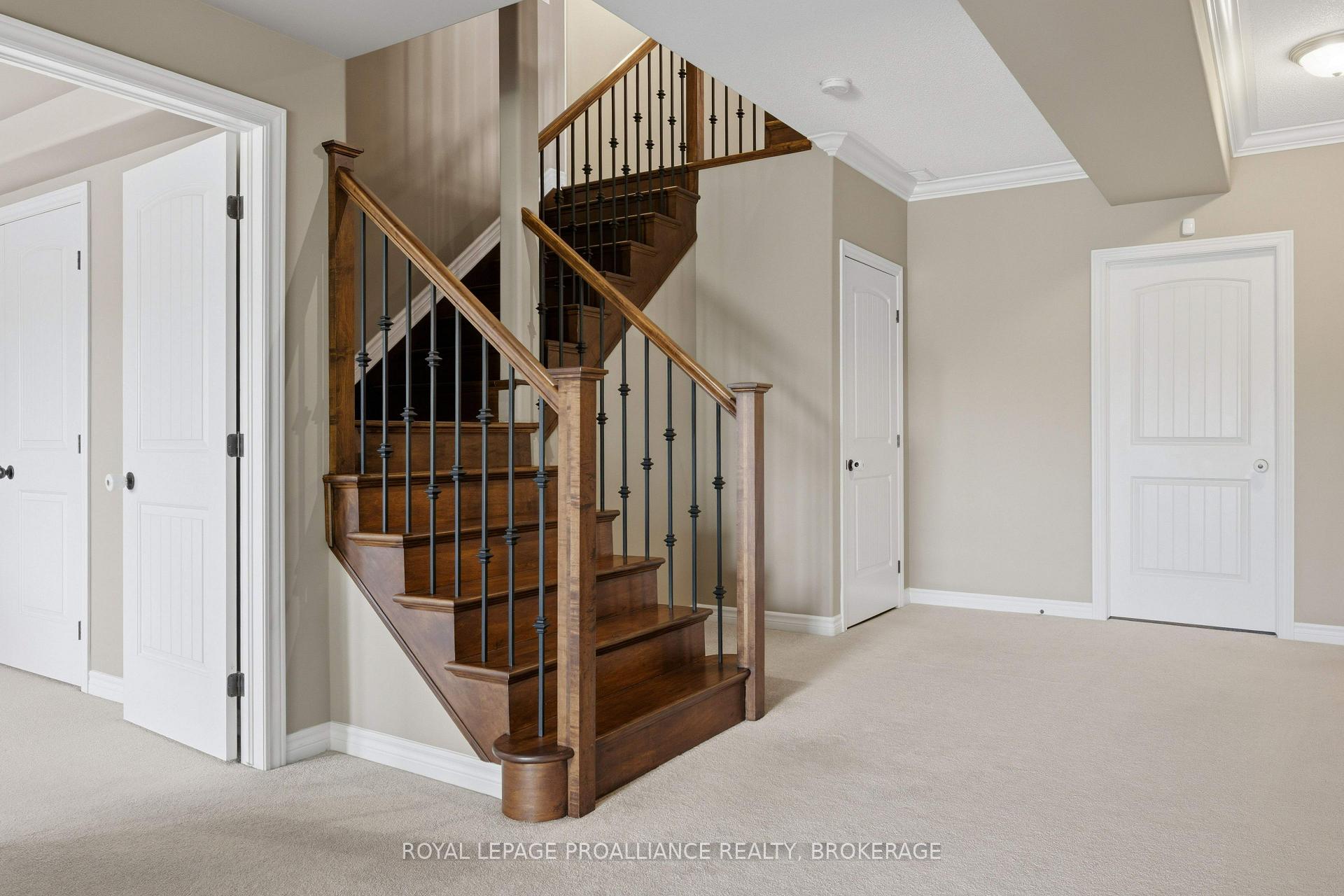 Photo 36 of 633 Fieldstone Drive, Kingston, Kingston East (Incl Barret Crt) — HOMEH