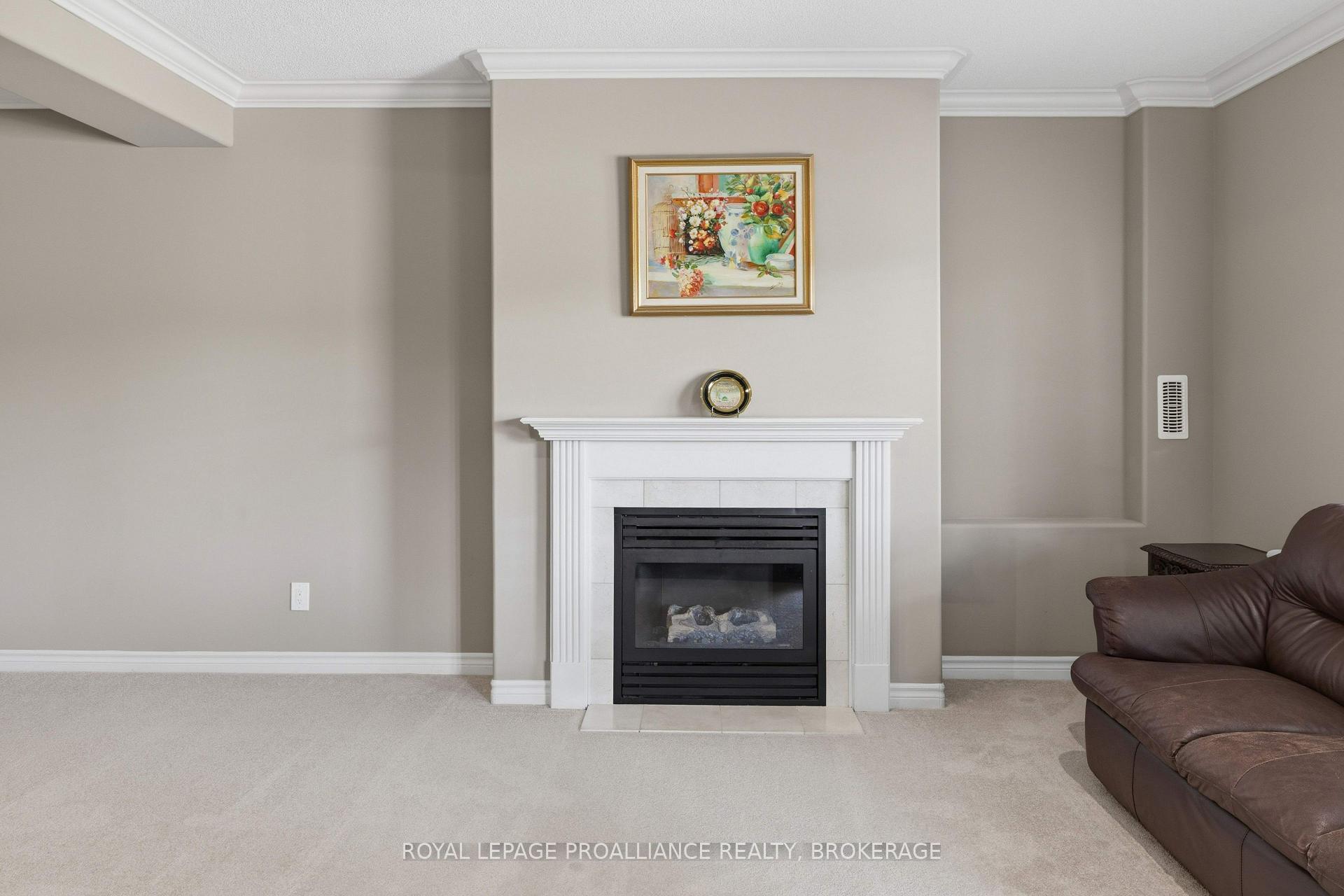 Photo 40 of 633 Fieldstone Drive, Kingston, Kingston East (Incl Barret Crt) — HOMEH