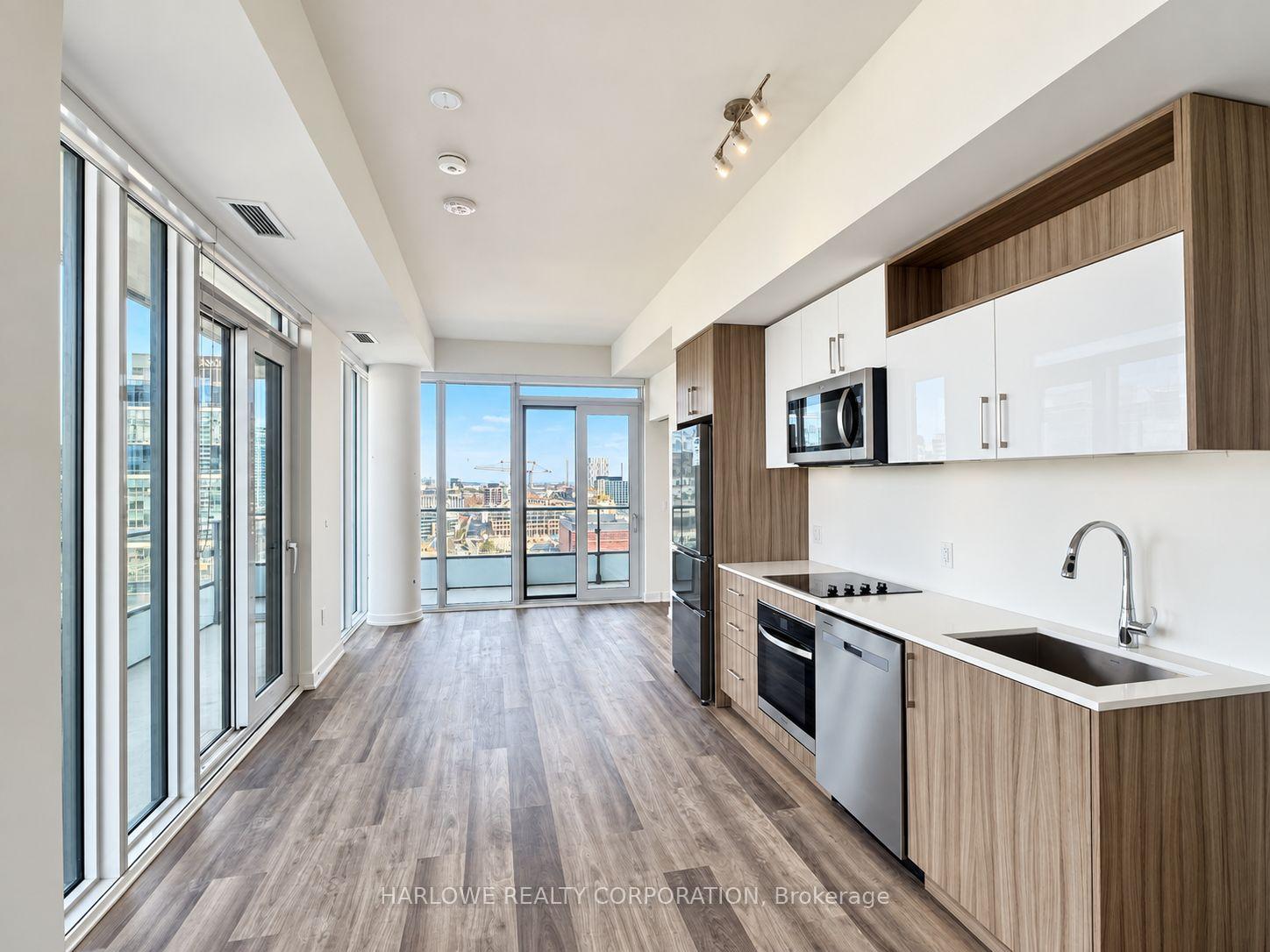 Photo 2 of Unit 1702 E, 70 Princess Street E, Toronto, Waterfront Communities — HOMEH