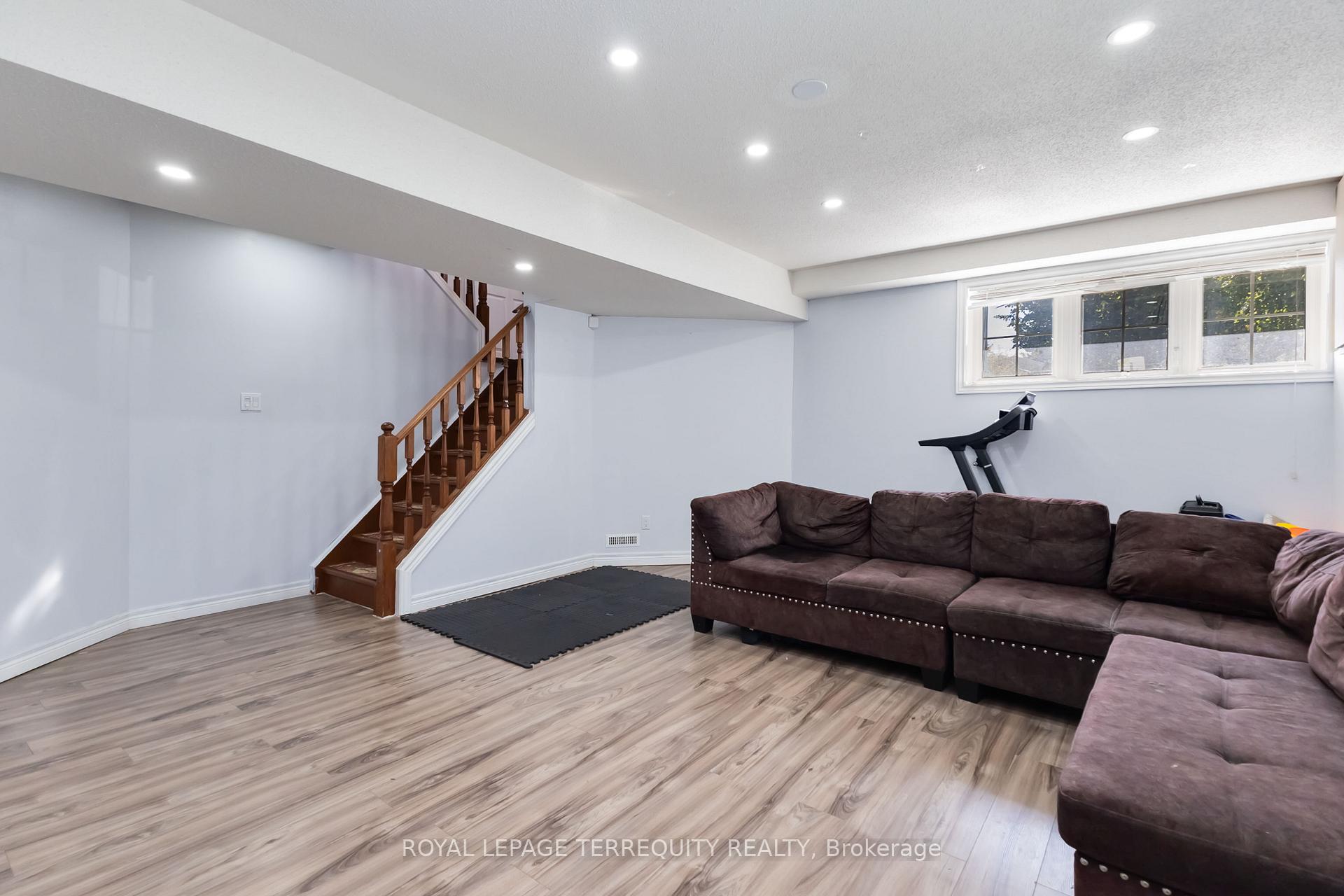 Photo 37 of 26 Joliet Street, London, East I — HOMEH