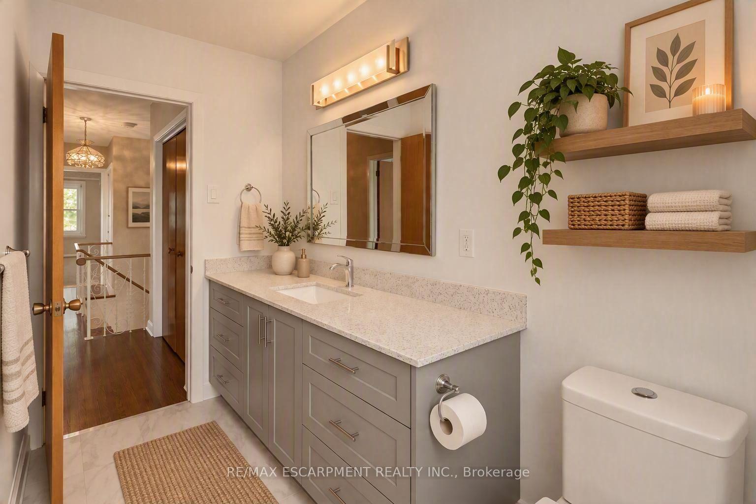 Photo 27 of 7 Watling Street, Etobicoke, Willowridge-Martingrove-Richview — HOMEH