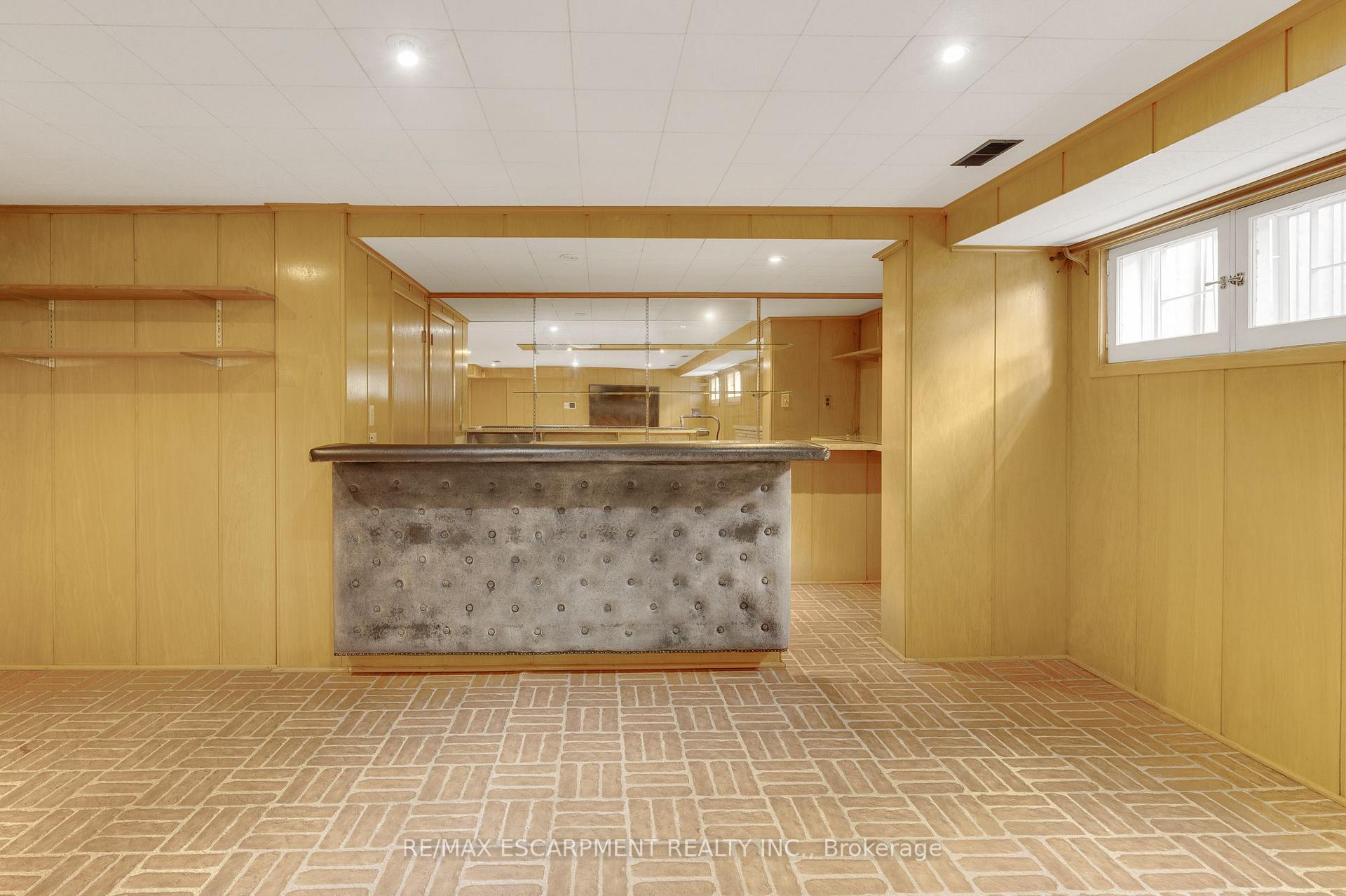 Photo 36 of 7 Watling Street, Etobicoke, Willowridge-Martingrove-Richview — HOMEH