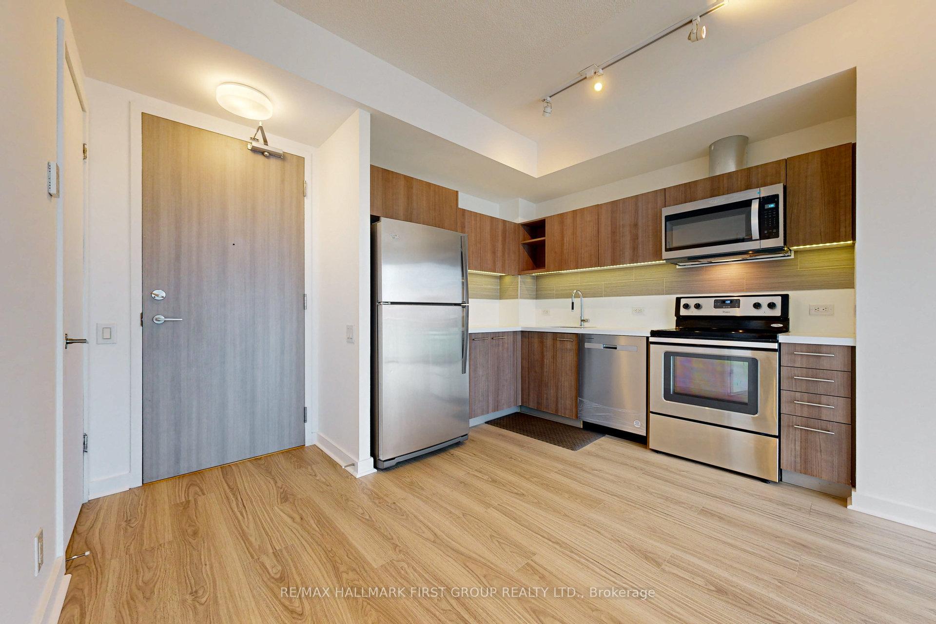 Photo 4 of Unit 1304, 390 Cherry Street, Toronto, Waterfront Communities — HOMEH