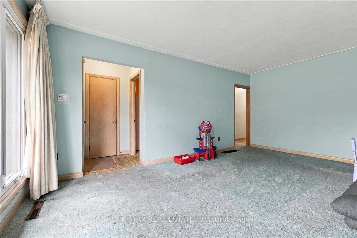 Photo 20 of 212 West 33rd Street, Hamilton, Westcliffe — HOMEH