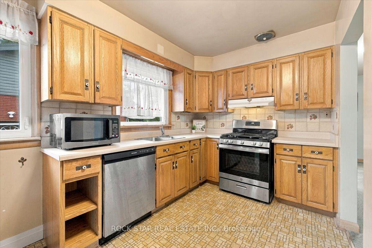 Photo 21 of 212 West 33rd Street, Hamilton, Westcliffe — HOMEH