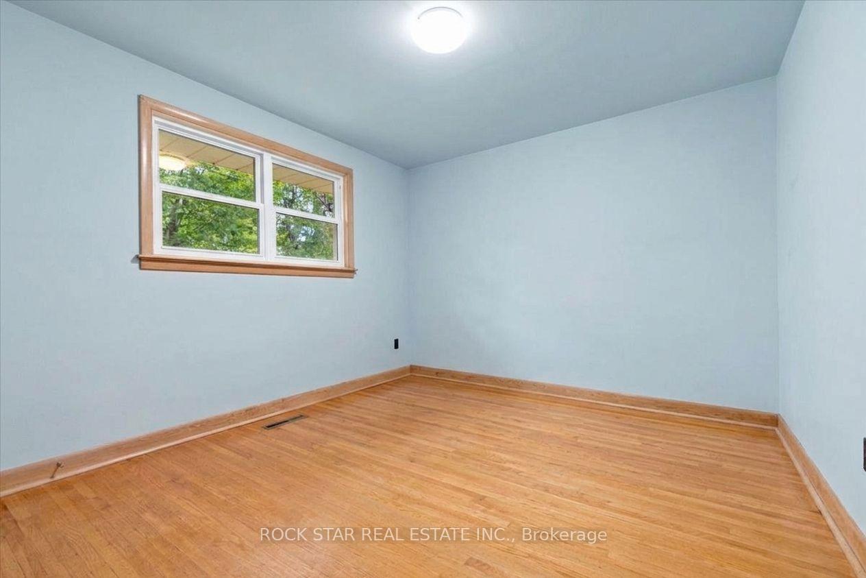 Photo 23 of 212 West 33rd Street, Hamilton, Westcliffe — HOMEH