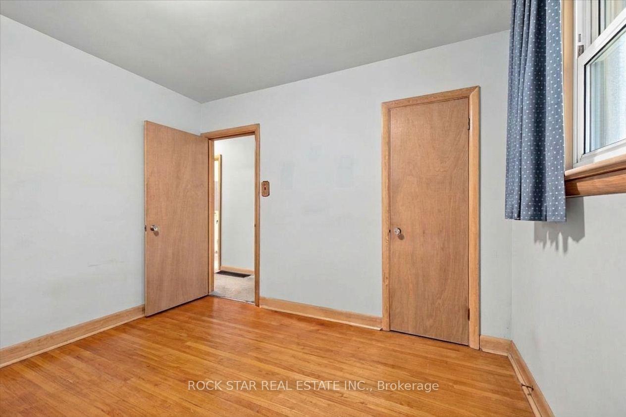 Photo 24 of 212 West 33rd Street, Hamilton, Westcliffe — HOMEH