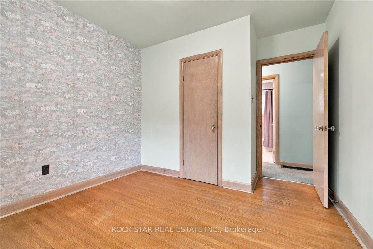 Photo 26 of 212 West 33rd Street, Hamilton, Westcliffe — HOMEH