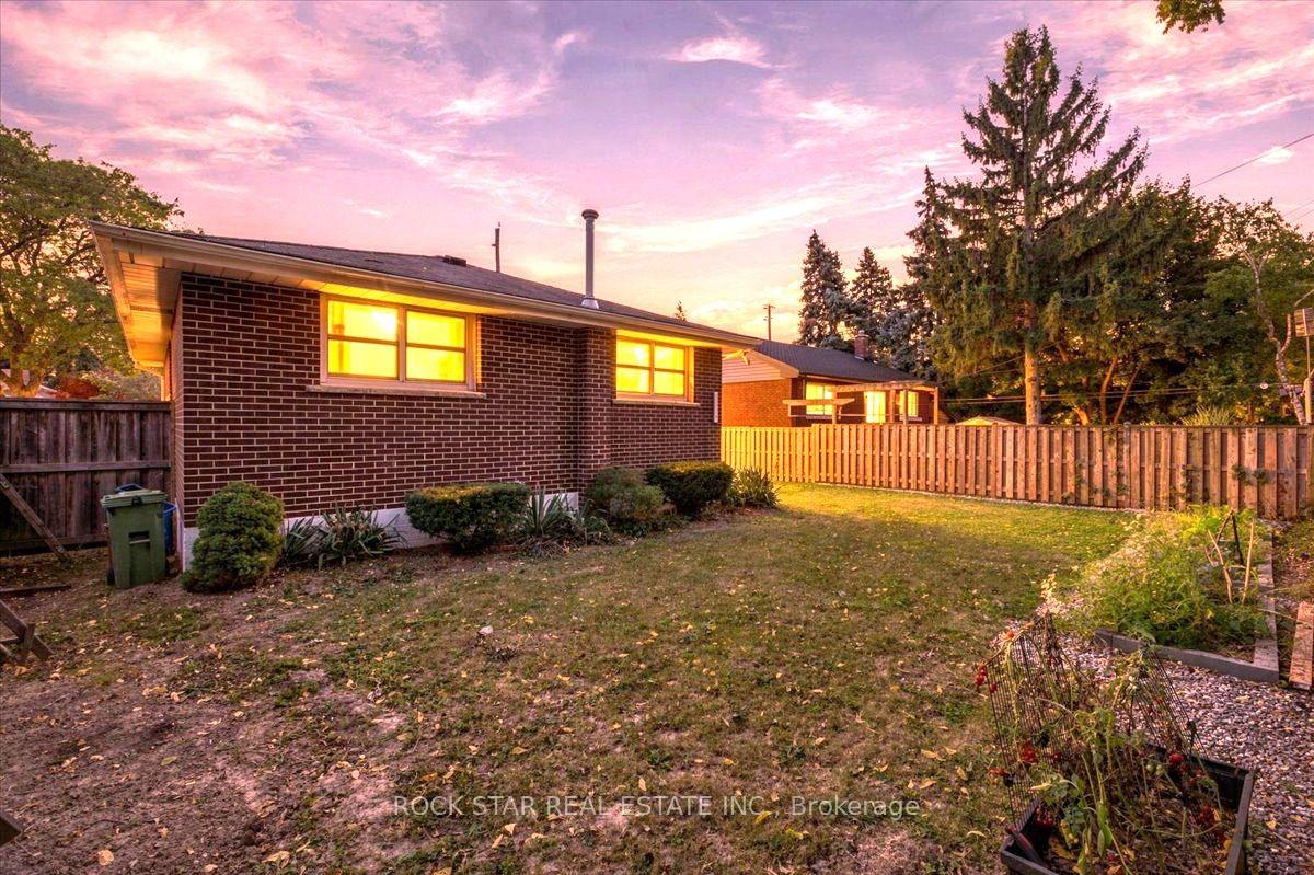 Photo 32 of 212 West 33rd Street, Hamilton, Westcliffe — HOMEH