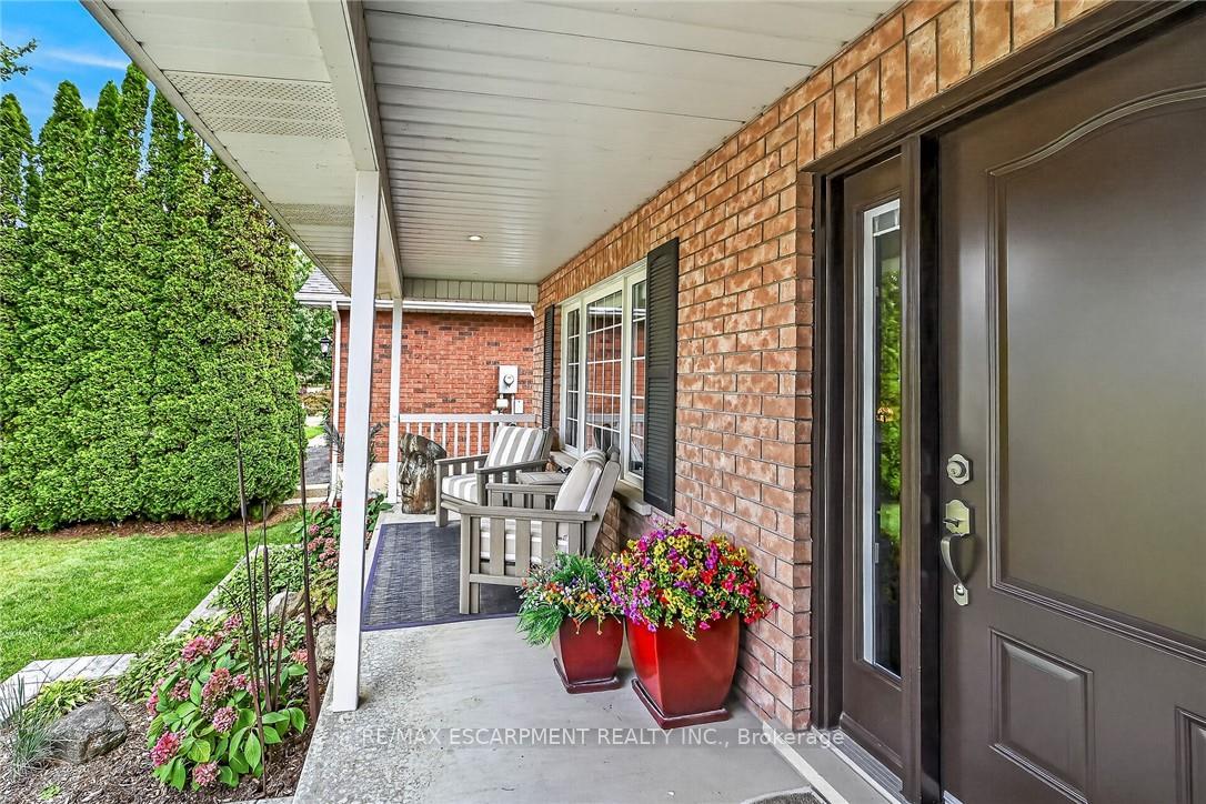Photo 4 of 225 Dover Avenue, Norfolk, Port Dover — HOMEH