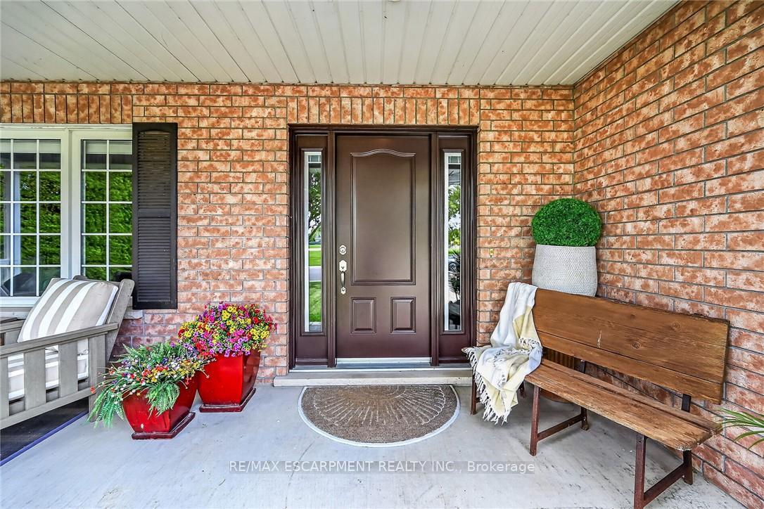 Photo 5 of 225 Dover Avenue, Norfolk, Port Dover — HOMEH