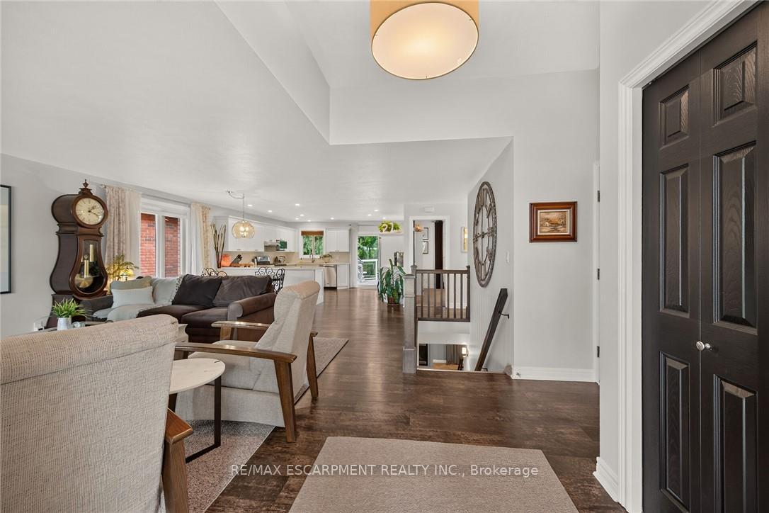 Photo 6 of 225 Dover Avenue, Norfolk, Port Dover — HOMEH