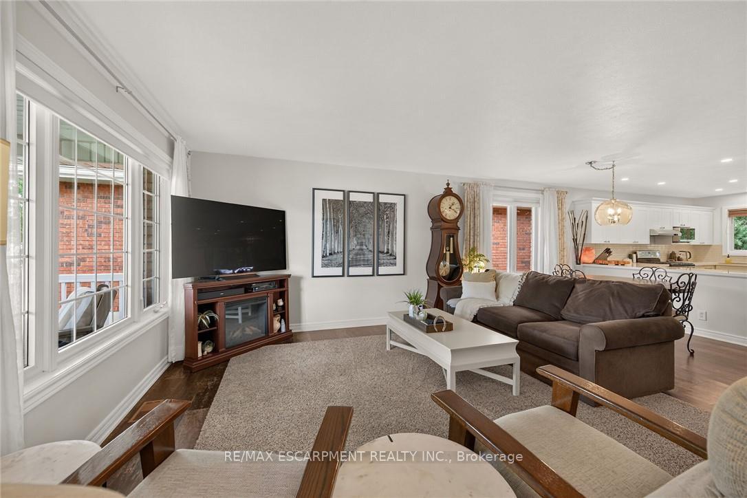 Photo 7 of 225 Dover Avenue, Norfolk, Port Dover — HOMEH