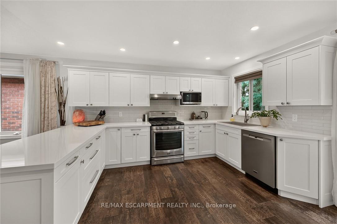 Photo 13 of 225 Dover Avenue, Norfolk, Port Dover — HOMEH