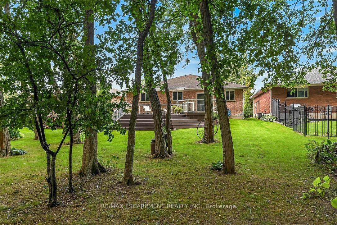 Photo 42 of 225 Dover Avenue, Norfolk, Port Dover — HOMEH