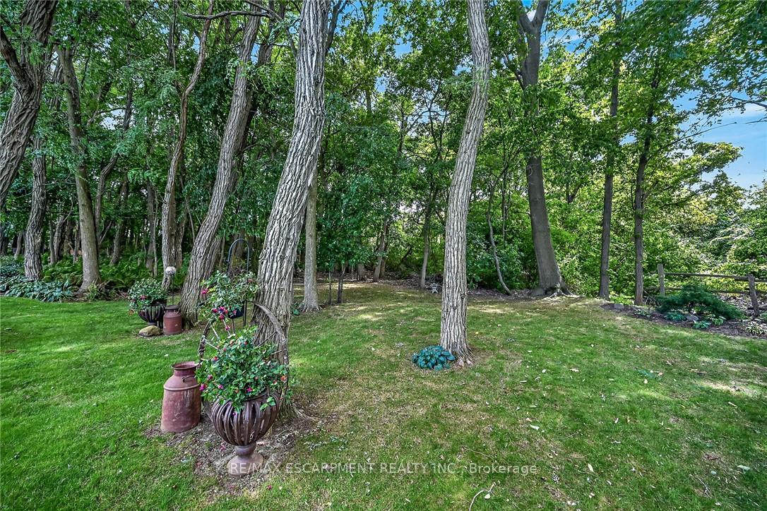 Photo 44 of 225 Dover Avenue, Norfolk, Port Dover — HOMEH