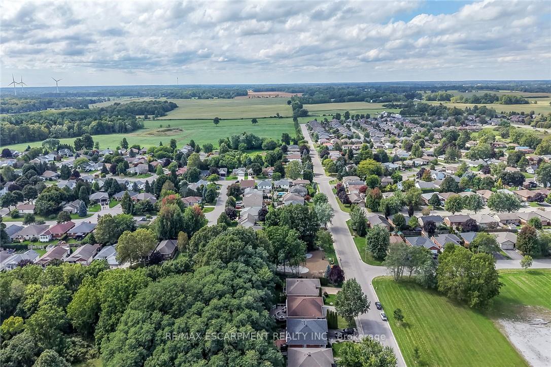 Photo 47 of 225 Dover Avenue, Norfolk, Port Dover — HOMEH