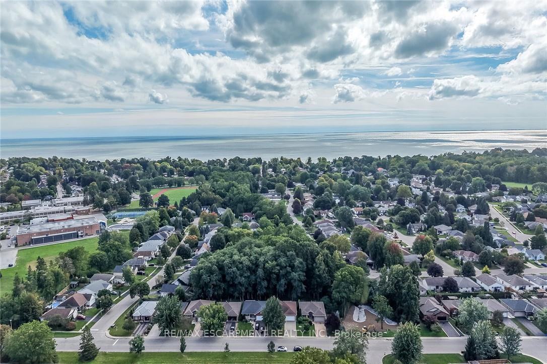 Photo 48 of 225 Dover Avenue, Norfolk, Port Dover — HOMEH