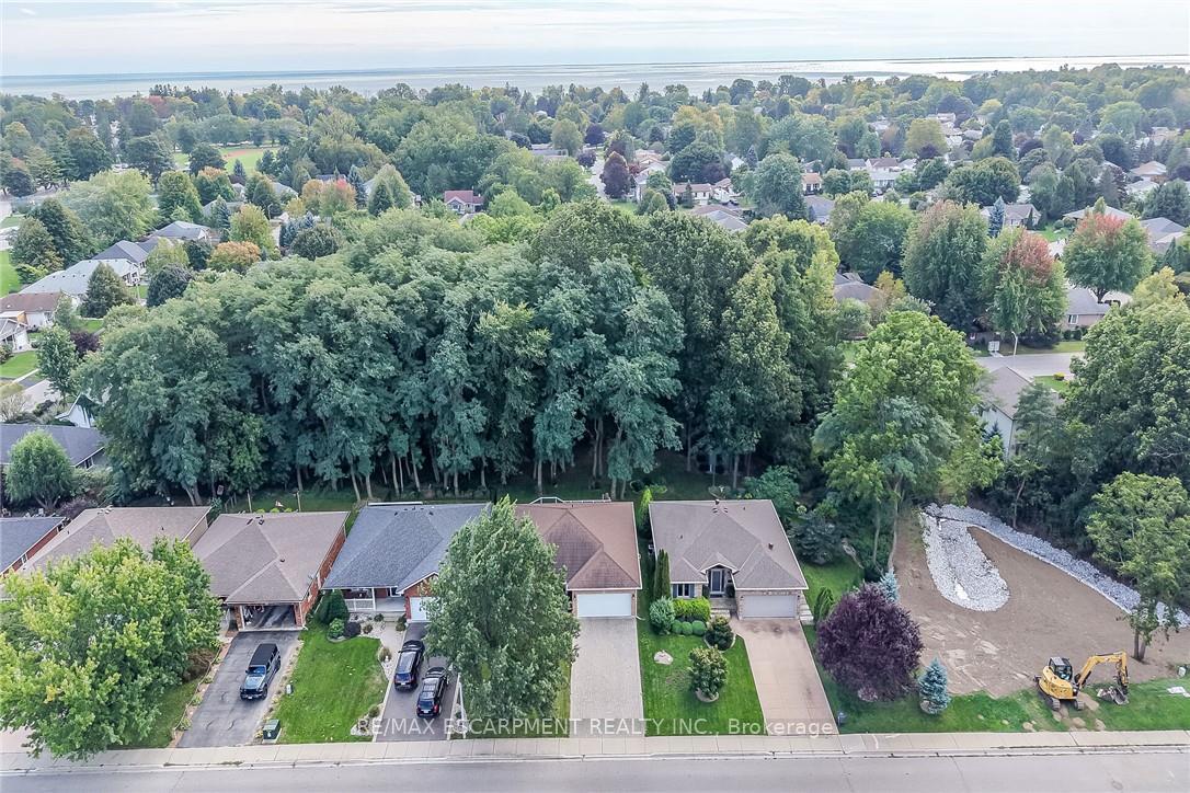 Photo 49 of 225 Dover Avenue, Norfolk, Port Dover — HOMEH