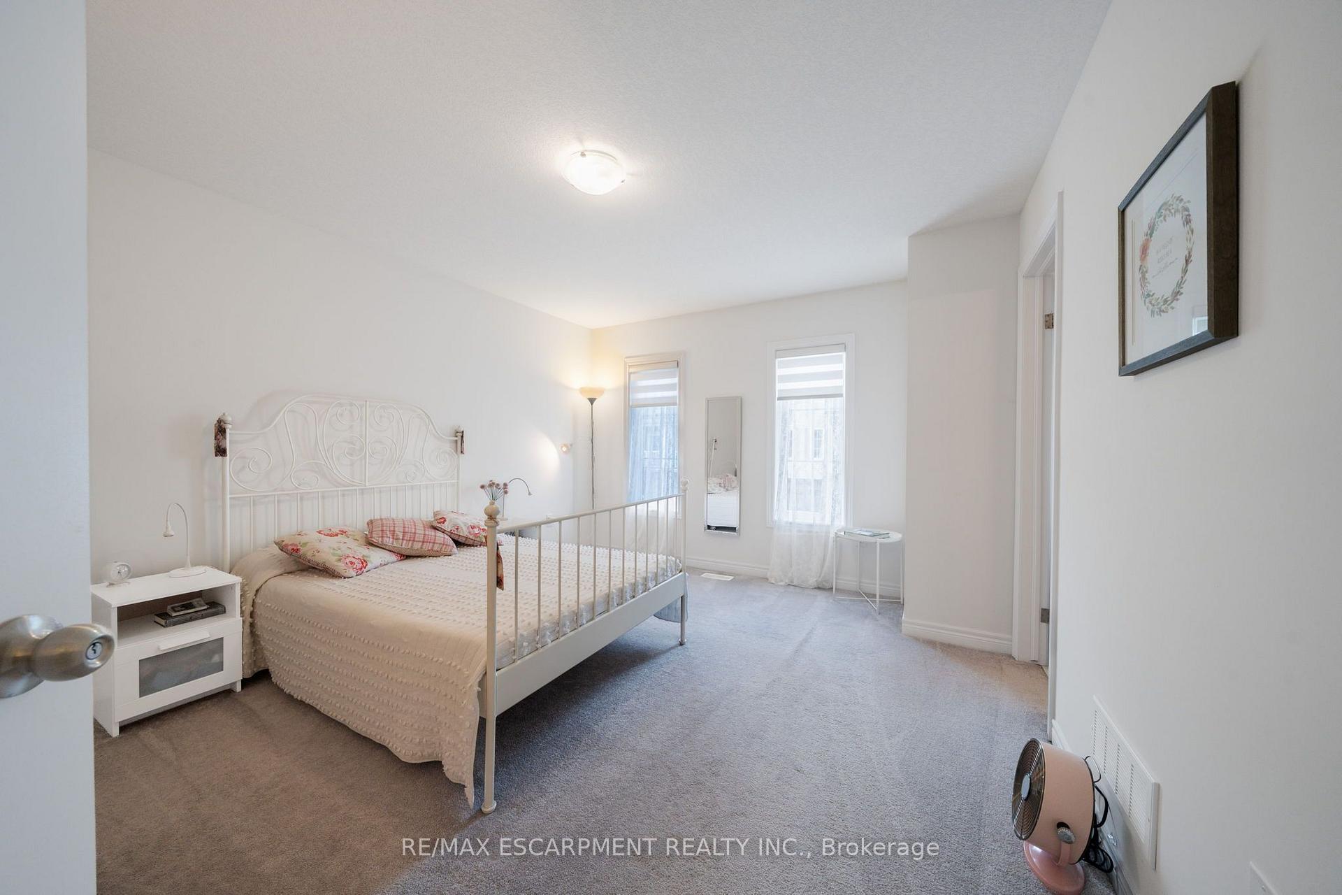 Photo 29 of 30 Cleland Avenue, Hamilton, Meadowlands — HOMEH