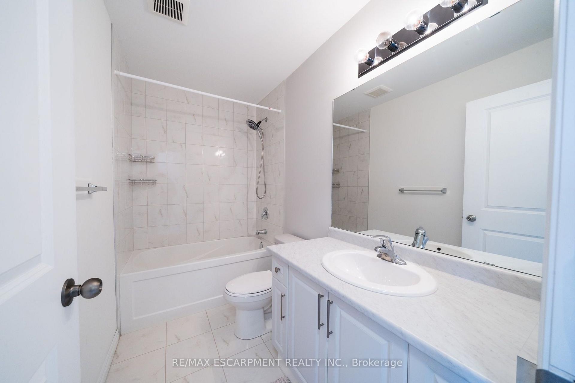 Photo 36 of 30 Cleland Avenue, Hamilton, Meadowlands — HOMEH