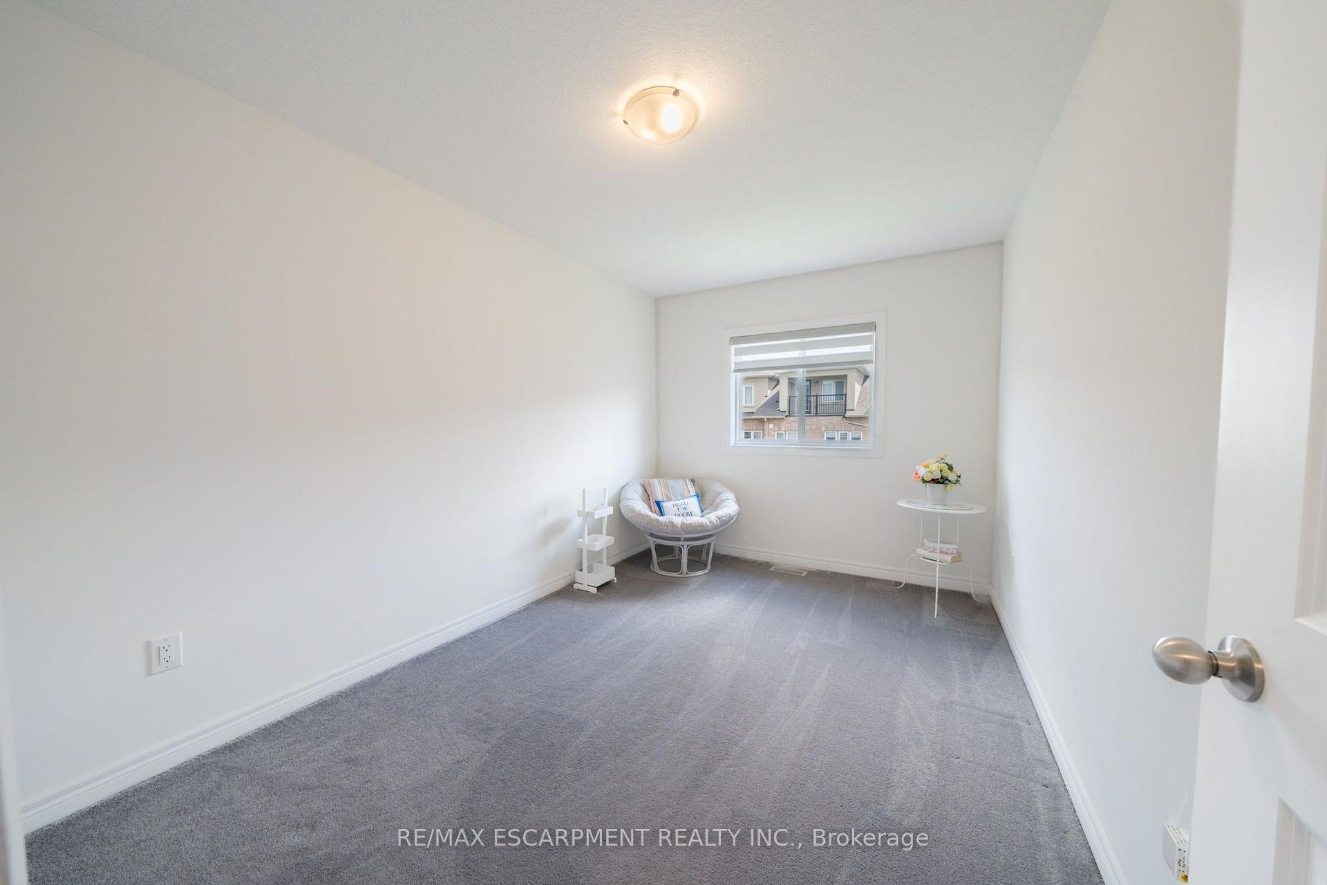 Photo 37 of 30 Cleland Avenue, Hamilton, Meadowlands — HOMEH
