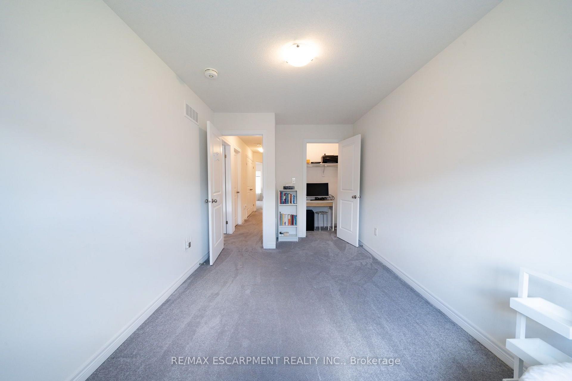 Photo 38 of 30 Cleland Avenue, Hamilton, Meadowlands — HOMEH