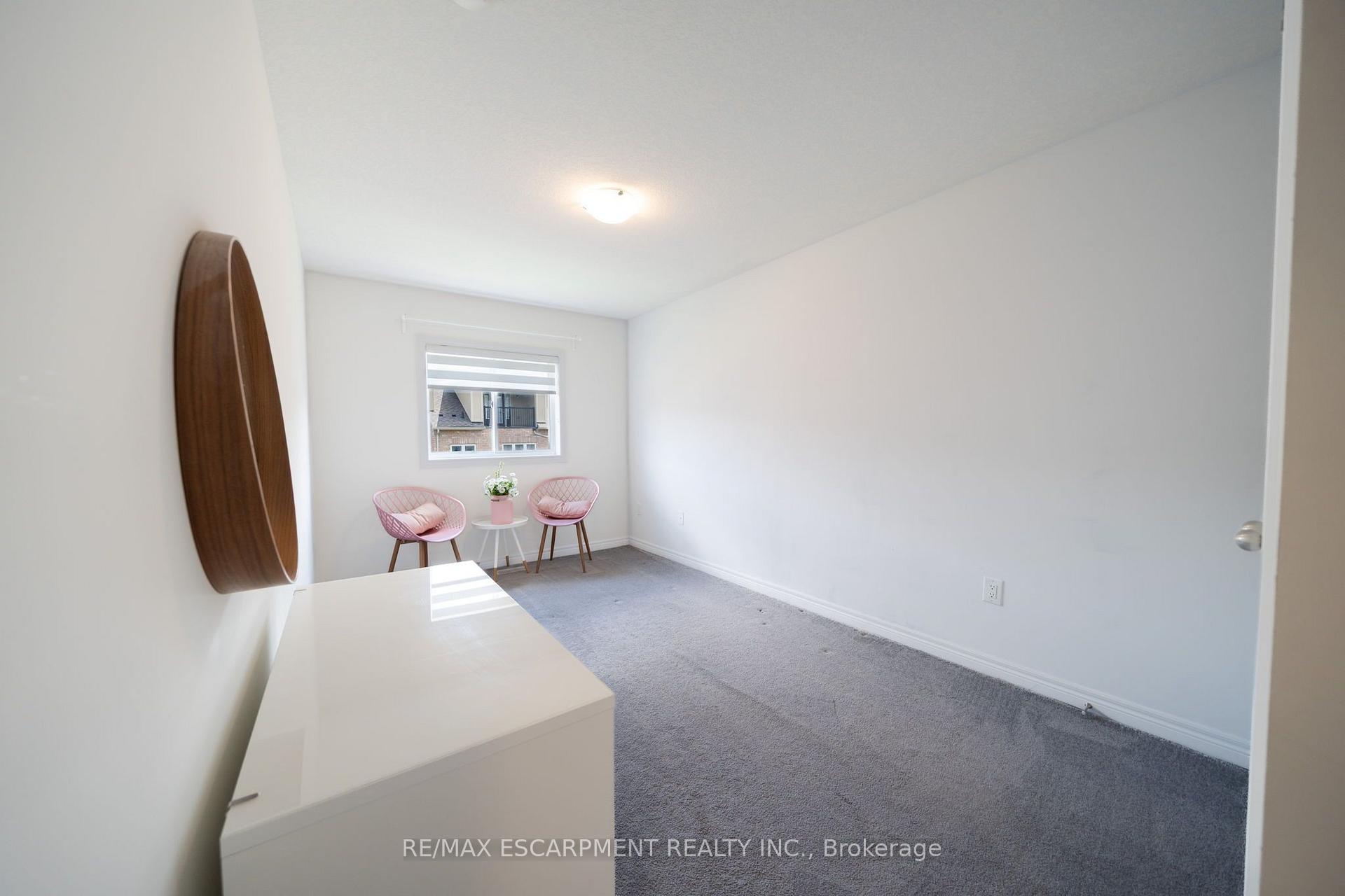 Photo 39 of 30 Cleland Avenue, Hamilton, Meadowlands — HOMEH