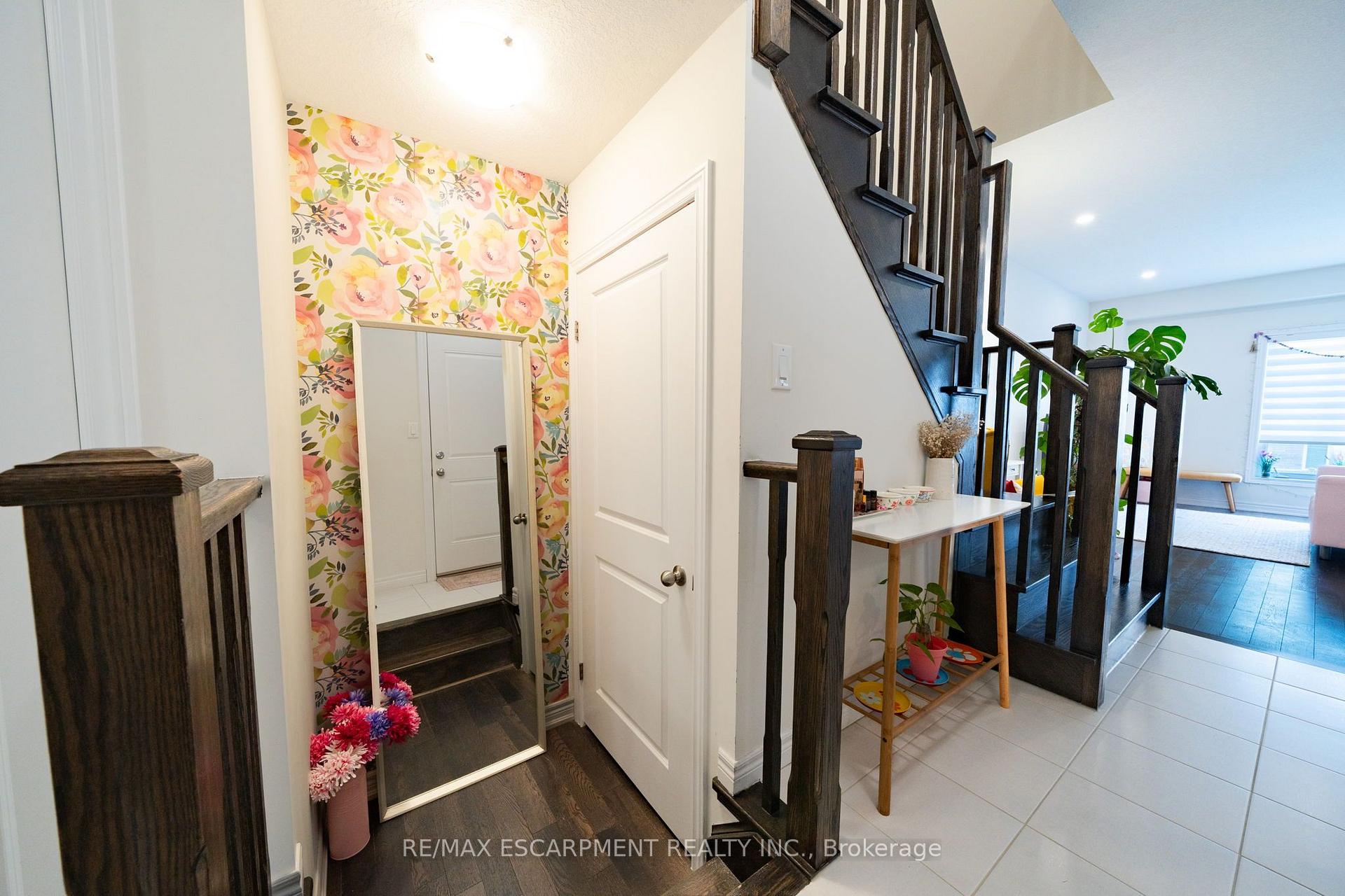 Photo 42 of 30 Cleland Avenue, Hamilton, Meadowlands — HOMEH