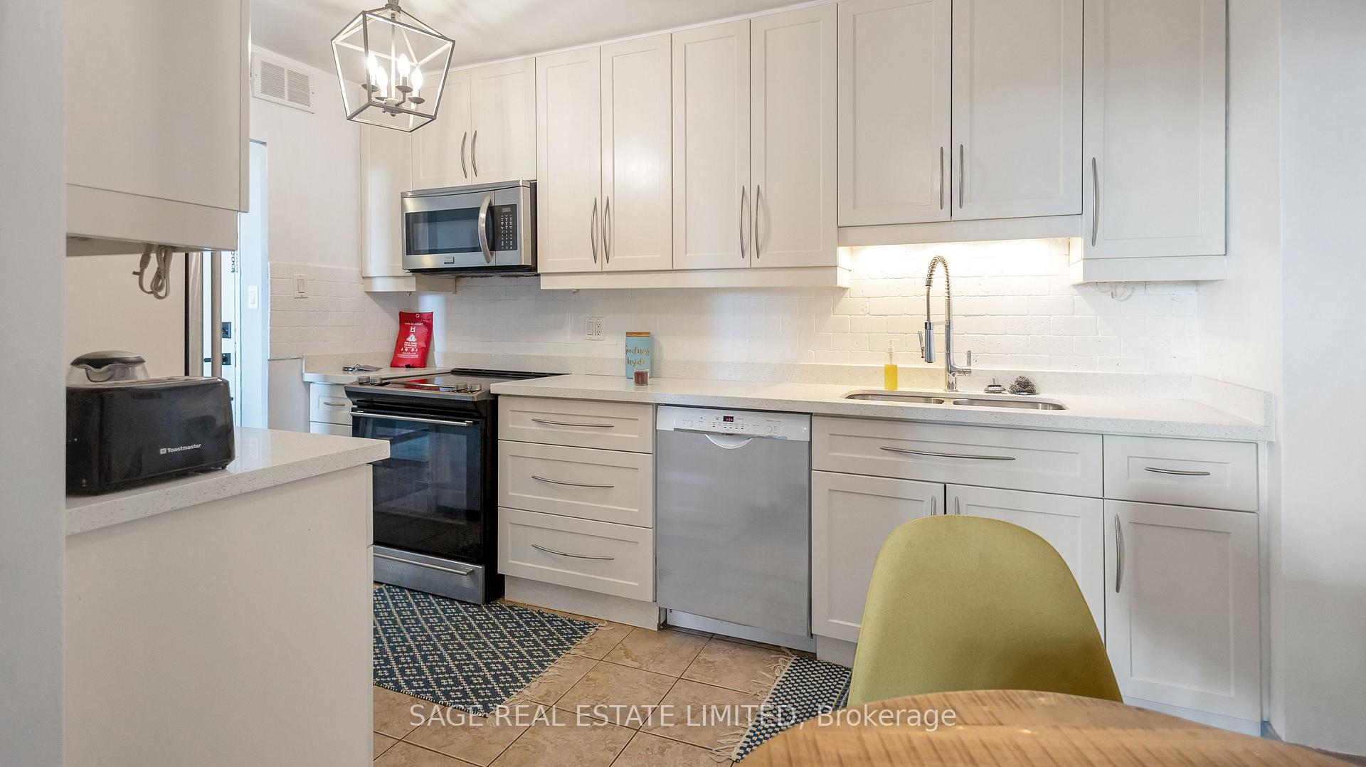 Photo 8 of Unit 1006, 362 The East Mall, Etobicoke, Islington-City Centre West — HOMEH