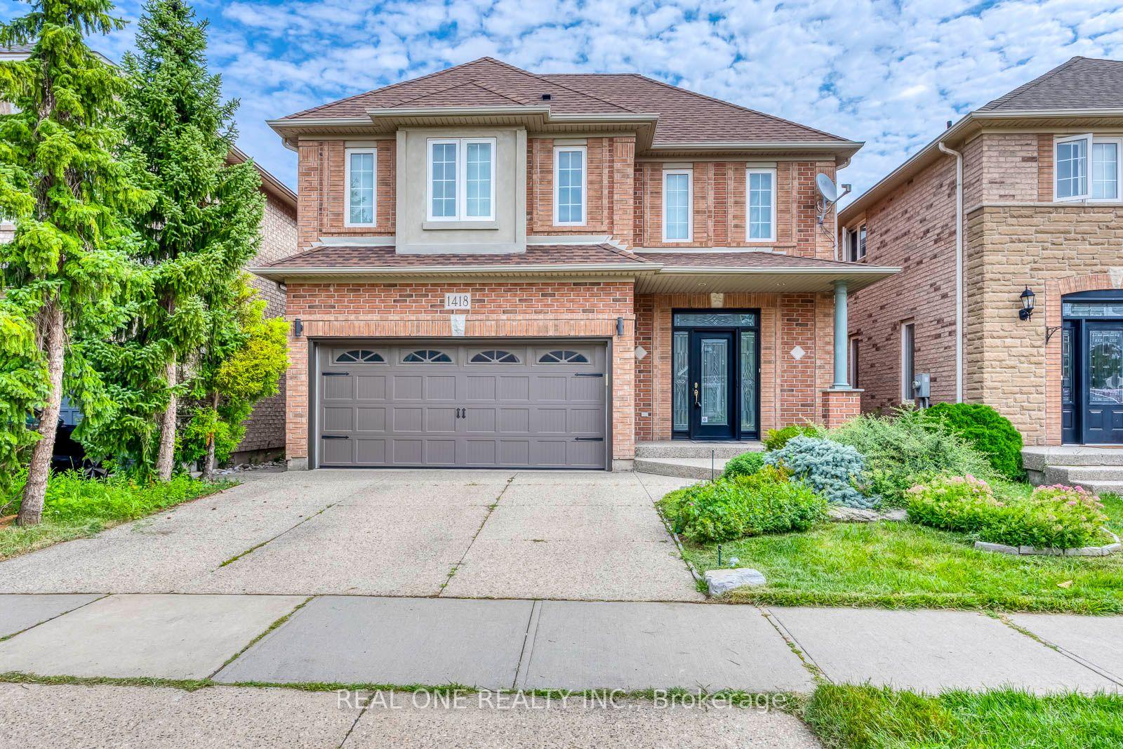 Photo 3 of 1418 Gulledge Trail, Oakville, West Oak Trails — HOMEH