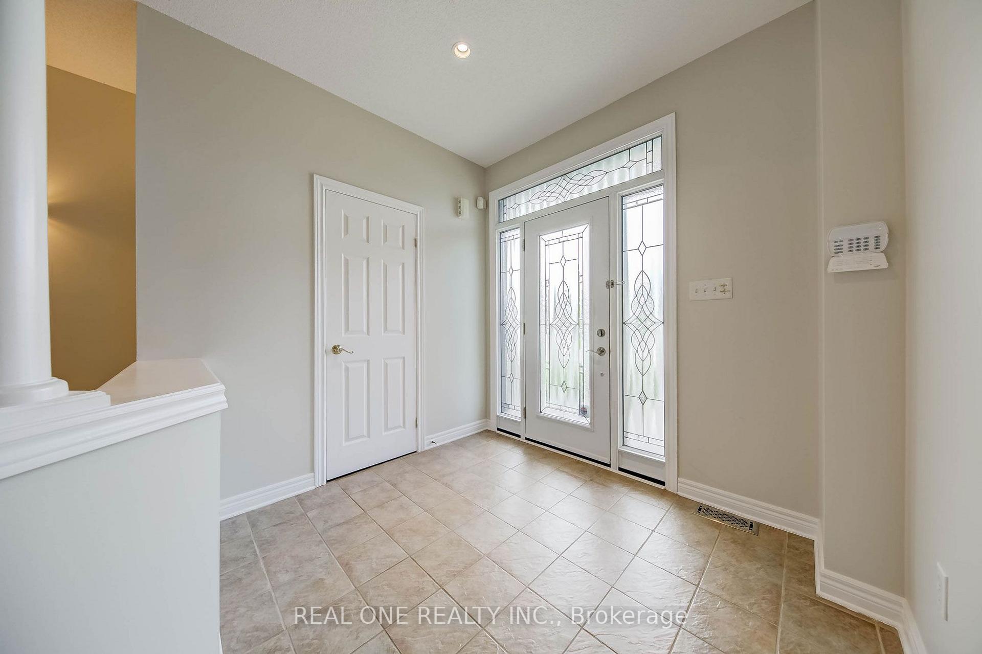 Photo 6 of 1418 Gulledge Trail, Oakville, West Oak Trails — HOMEH
