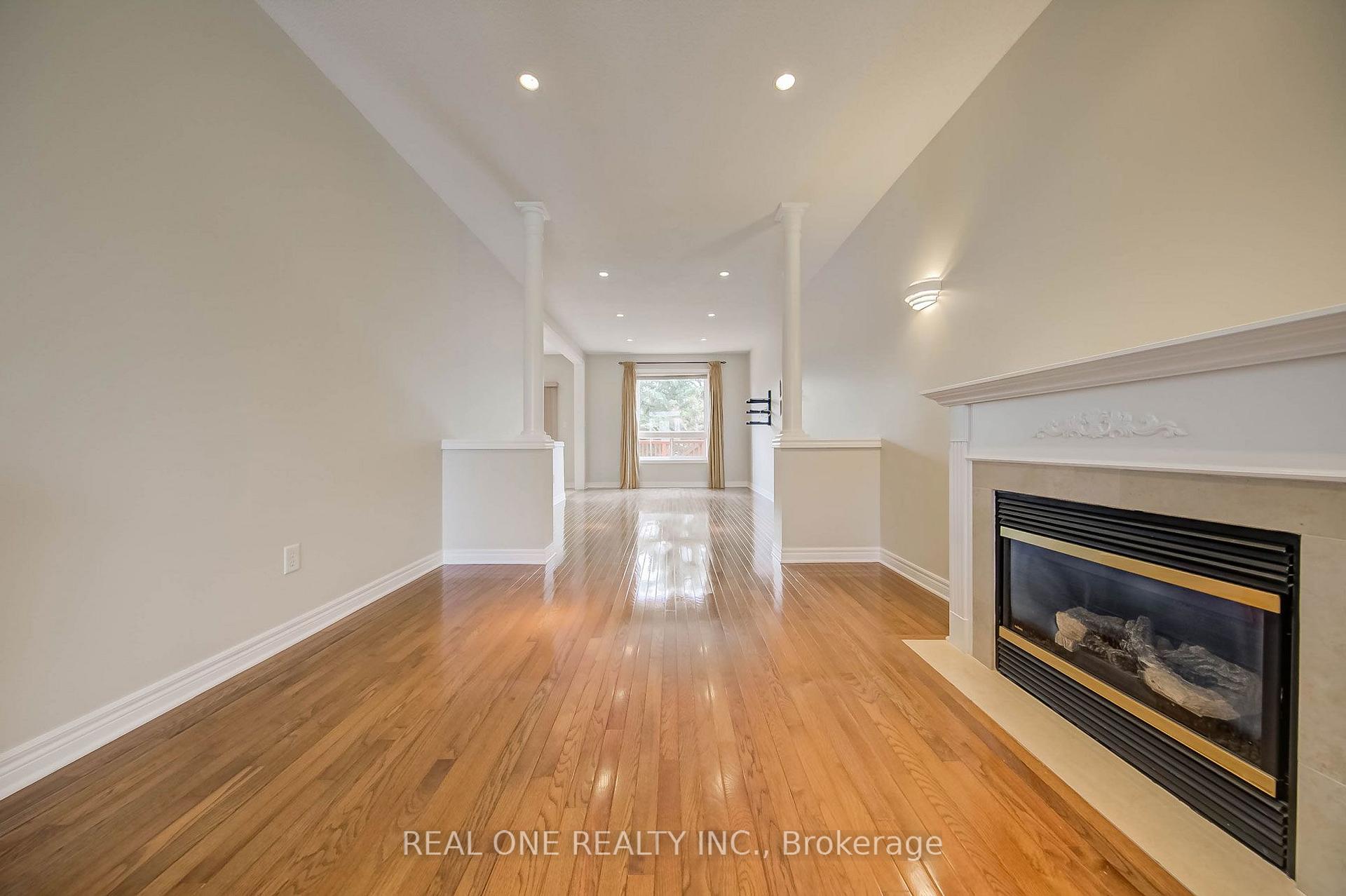 Photo 11 of 1418 Gulledge Trail, Oakville, West Oak Trails — HOMEH