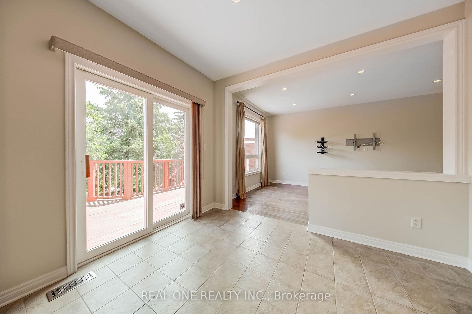 Photo 24 of 1418 Gulledge Trail, Oakville, West Oak Trails — HOMEH