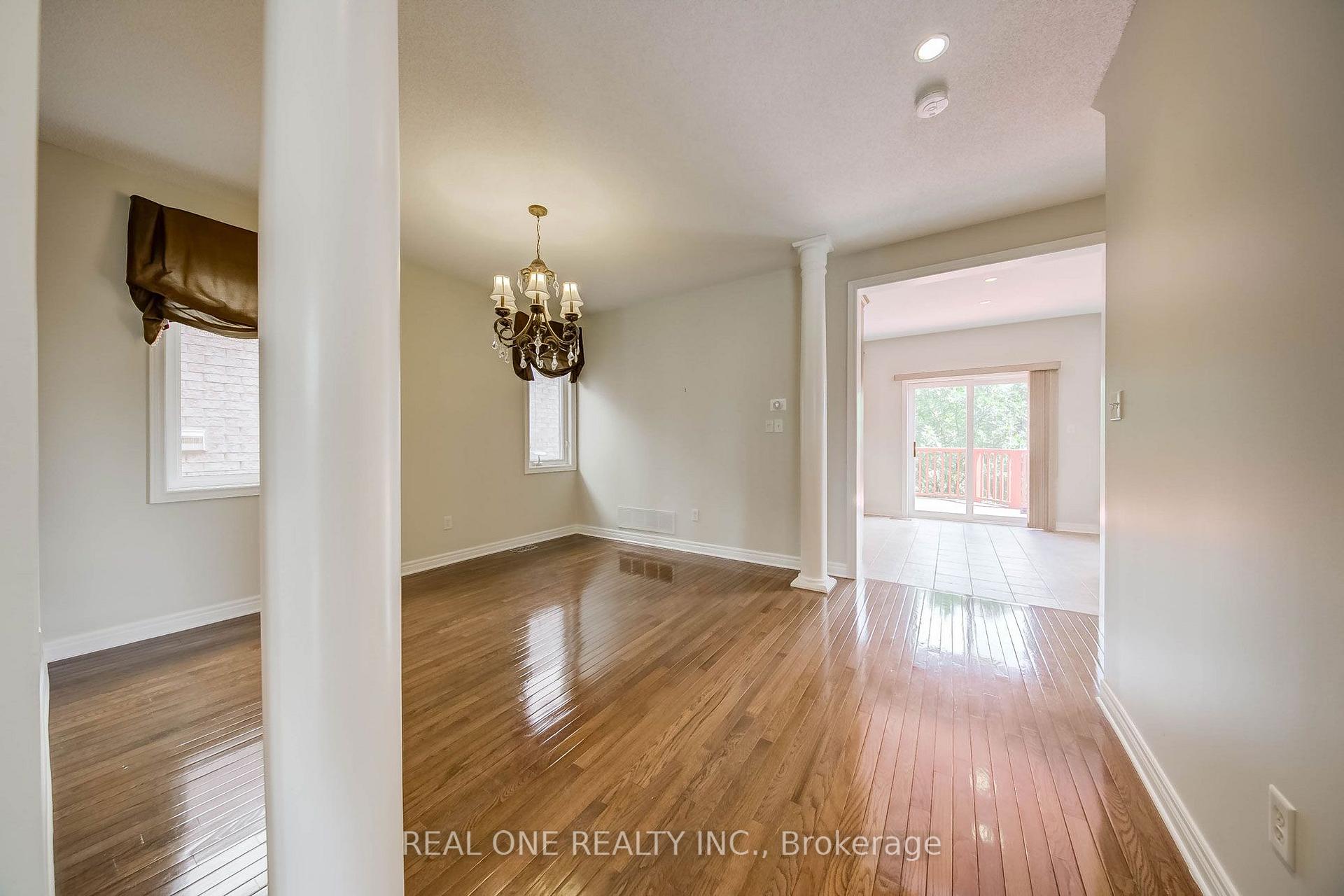Photo 28 of 1418 Gulledge Trail, Oakville, West Oak Trails — HOMEH