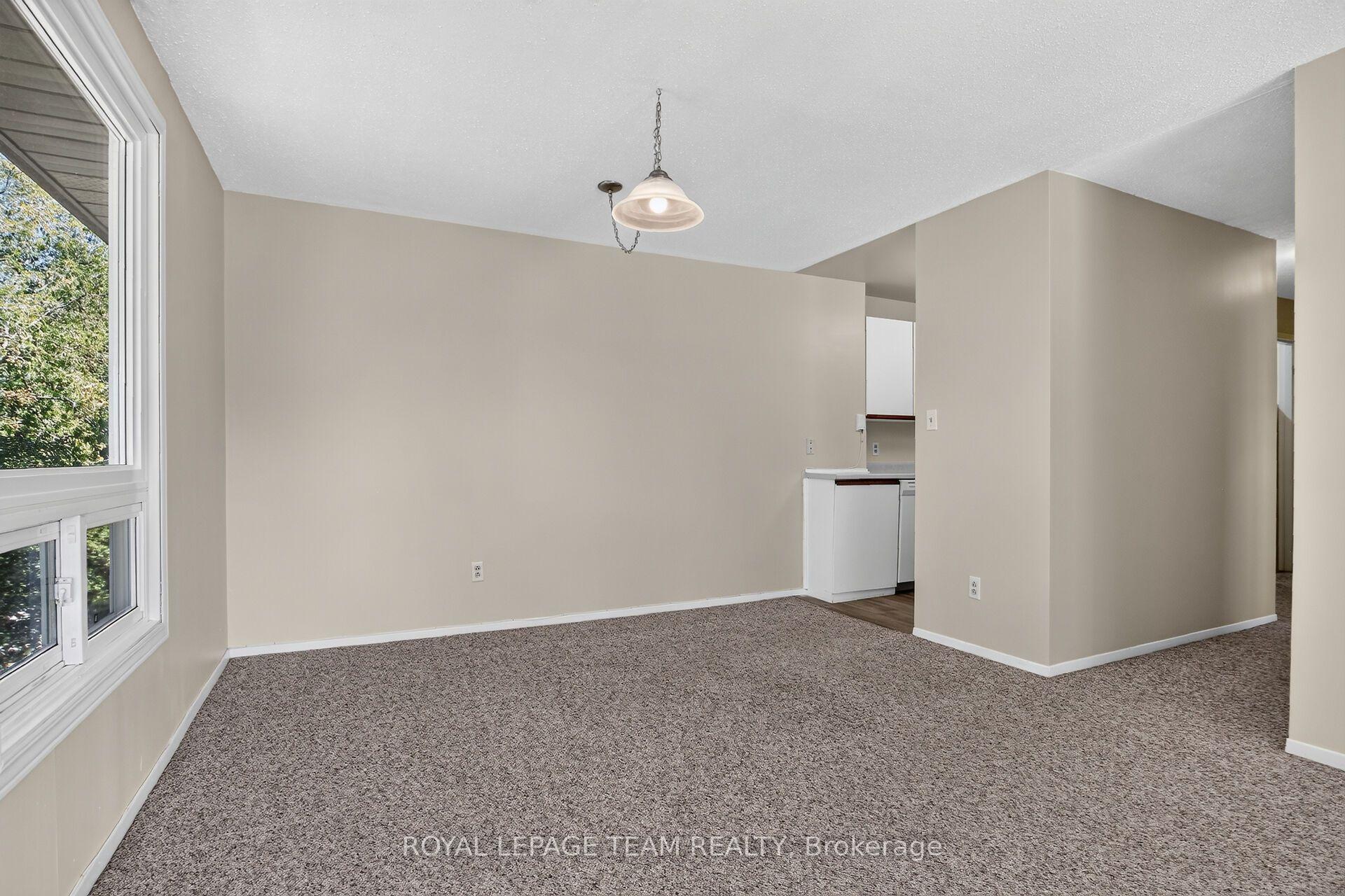Photo 7 of Unit 21, 2 Charlotte Place, Brockville, Brockville — HOMEH