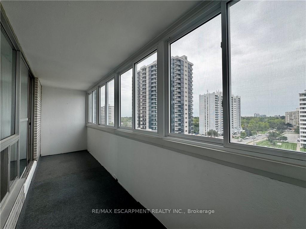 Photo 33 of Unit 809, 35 Towering Heights Boulevard, St. Catharines, Glendale/Glenridge — HOMEH