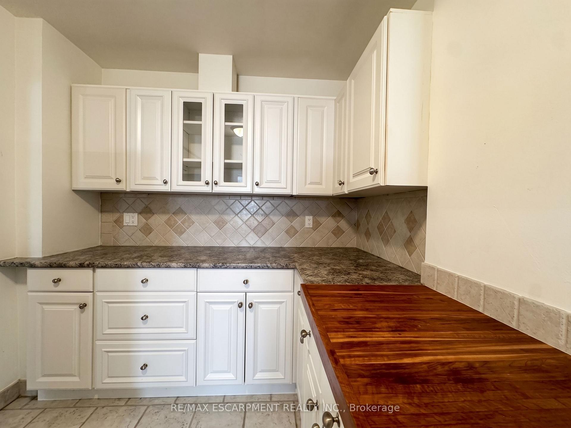 Photo 16 of Unit 809, 35 Towering Heights Boulevard, St. Catharines, Glendale/Glenridge — HOMEH