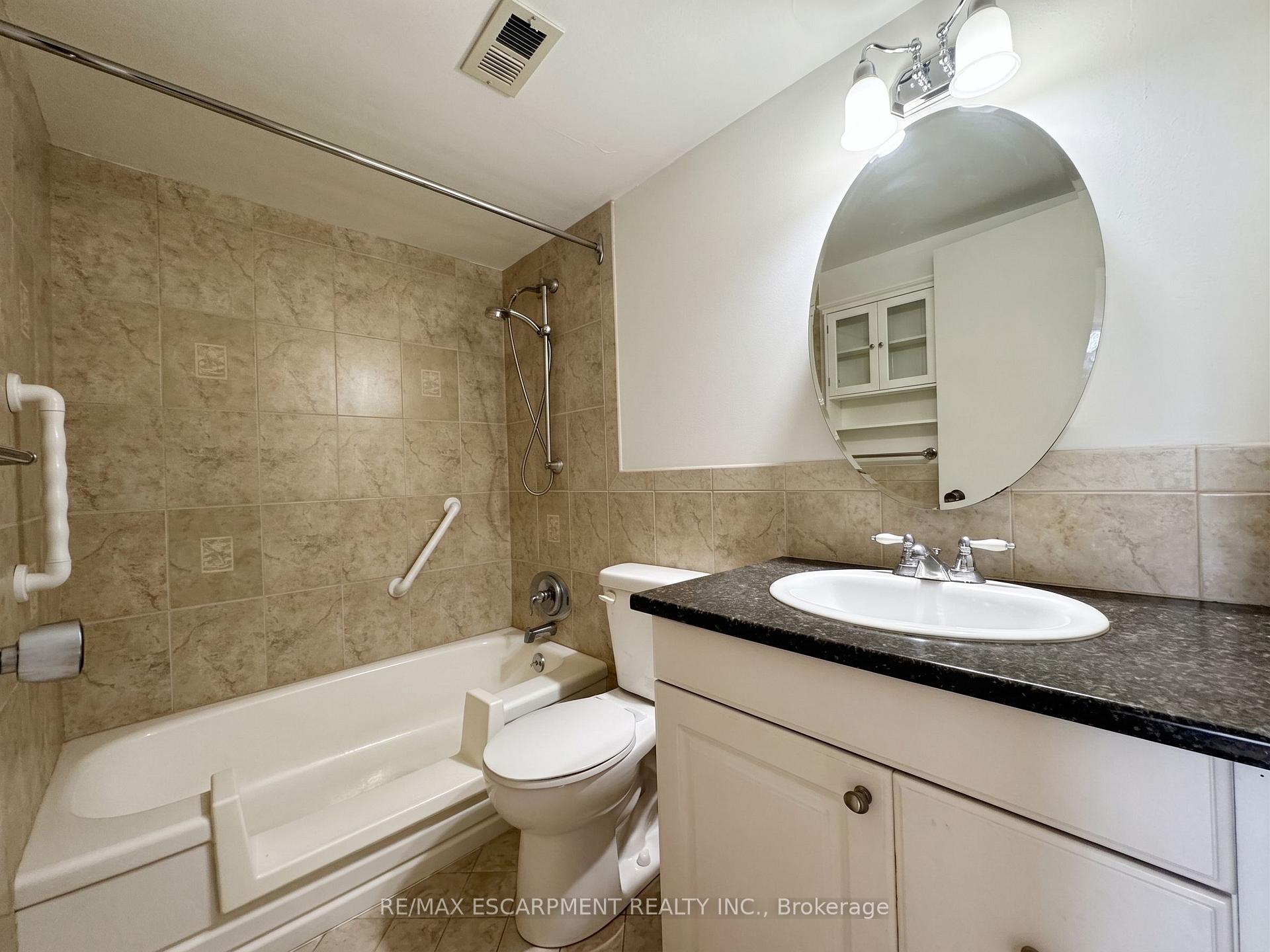 Photo 22 of Unit 809, 35 Towering Heights Boulevard, St. Catharines, Glendale/Glenridge — HOMEH