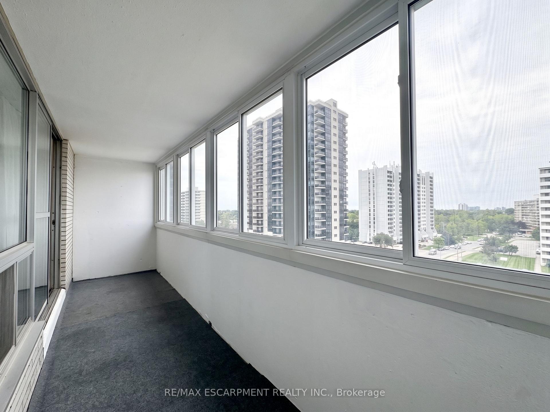 Photo 28 of Unit 809, 35 Towering Heights Boulevard, St. Catharines, Glendale/Glenridge — HOMEH