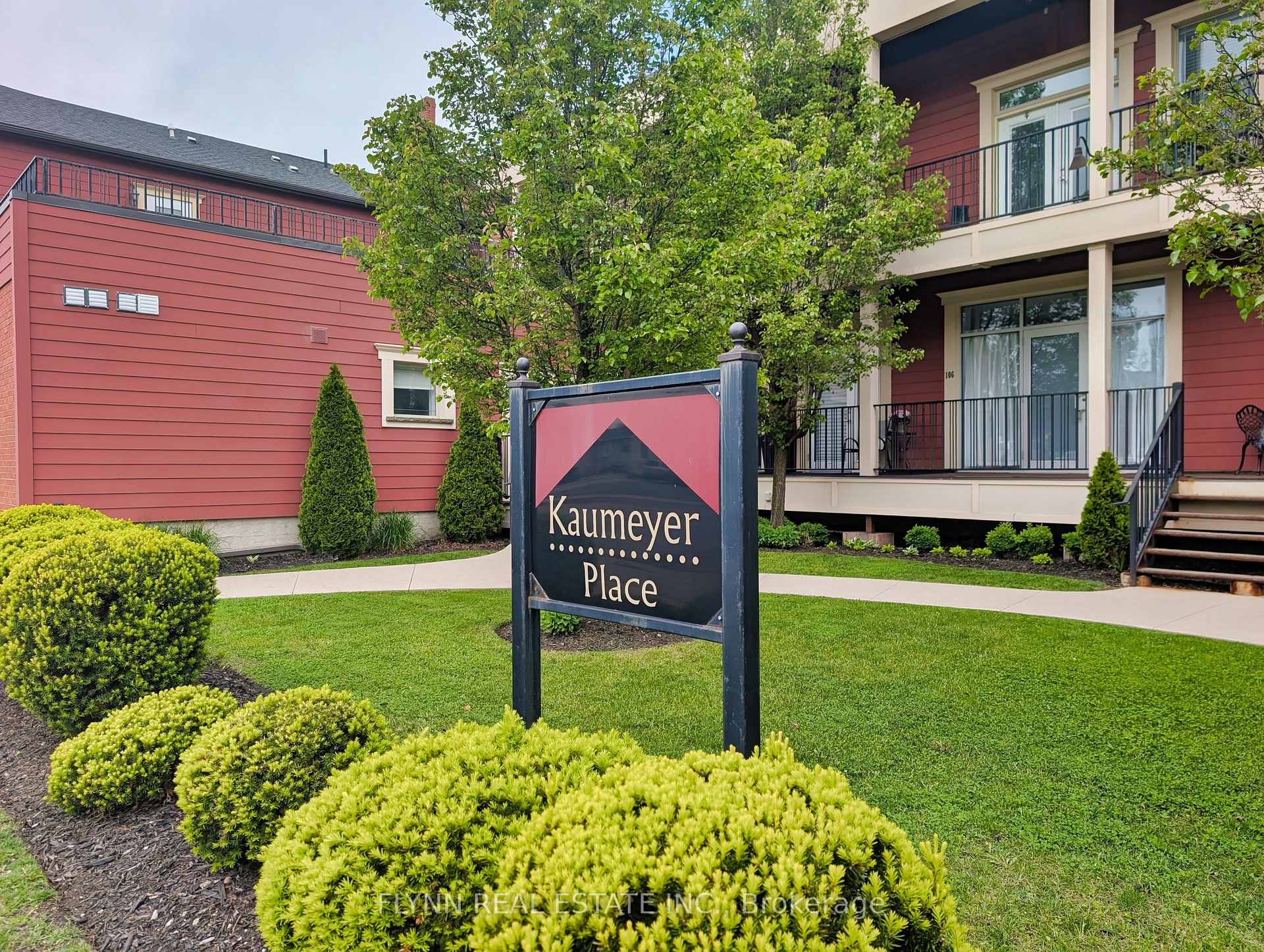 Photo 4 of Unit 207, 3710 Main Street, Niagara Falls, Chippawa — HOMEH