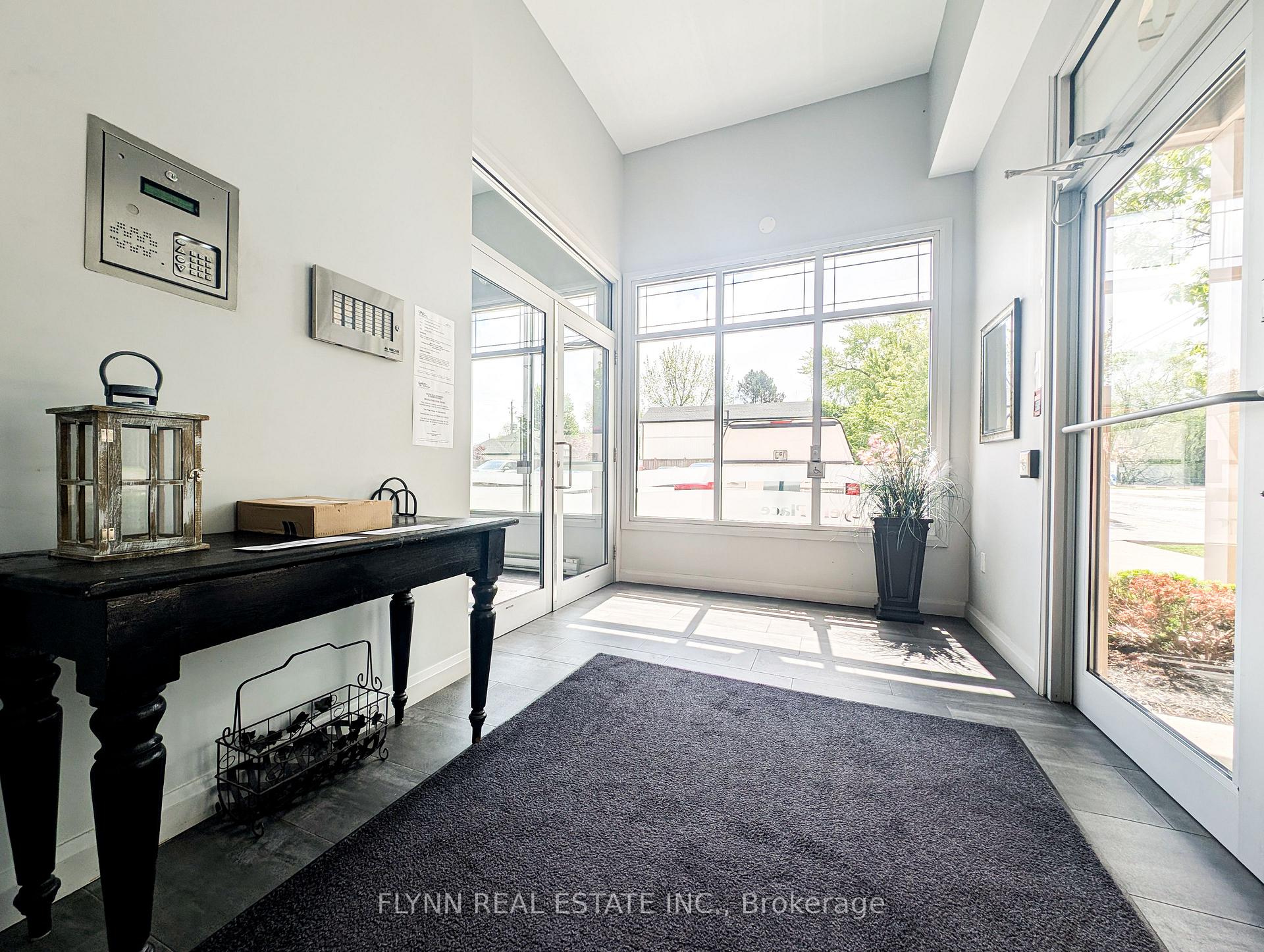 Photo 5 of Unit 207, 3710 Main Street, Niagara Falls, Chippawa — HOMEH