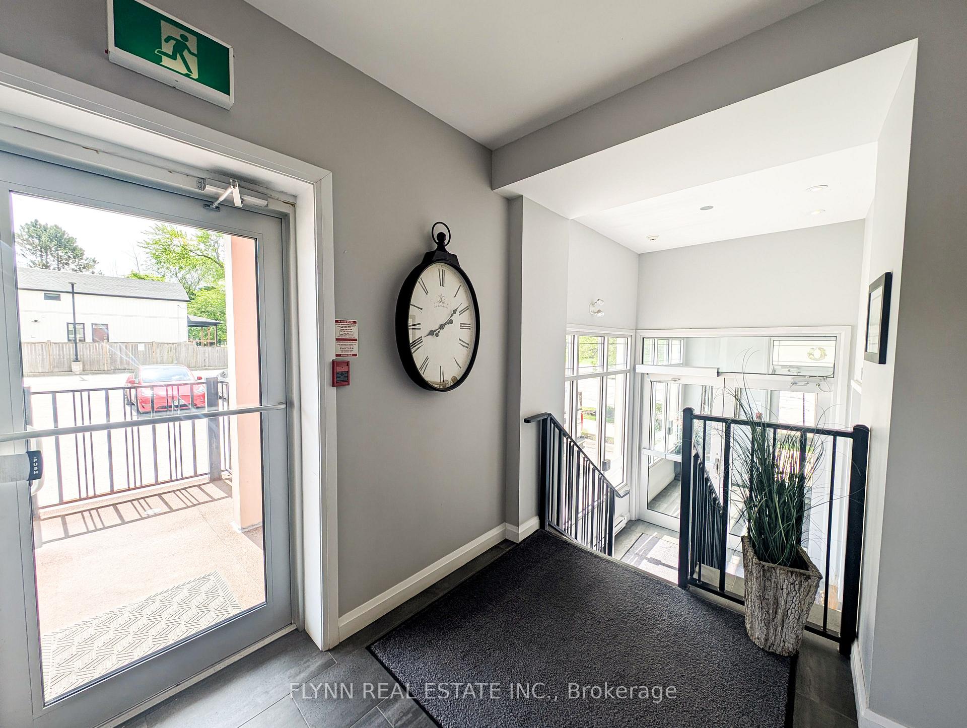 Photo 7 of Unit 207, 3710 Main Street, Niagara Falls, Chippawa — HOMEH