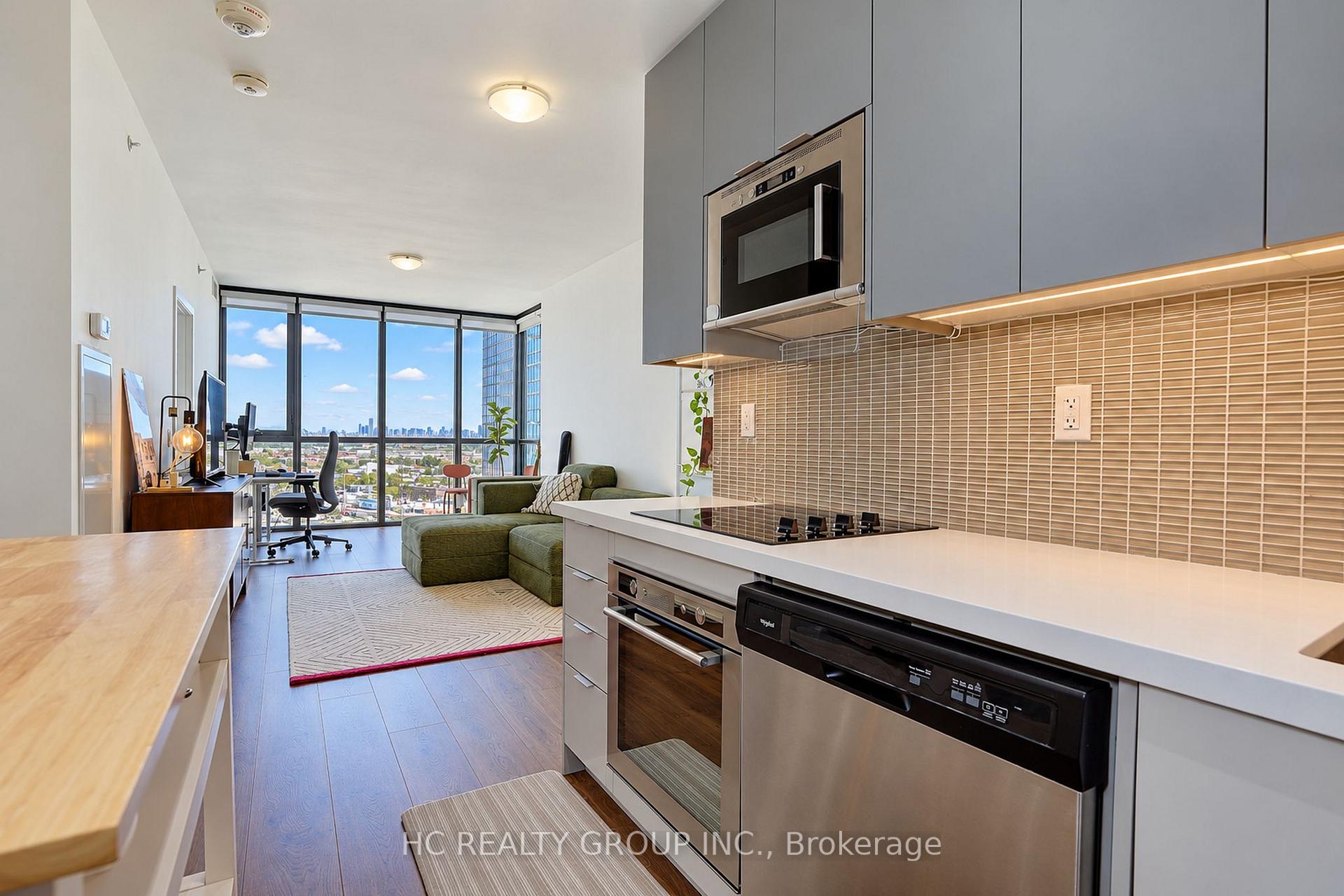 Photo 9 of Unit 1201, 2916 Highway 7, Vaughan, Concord — HOMEH