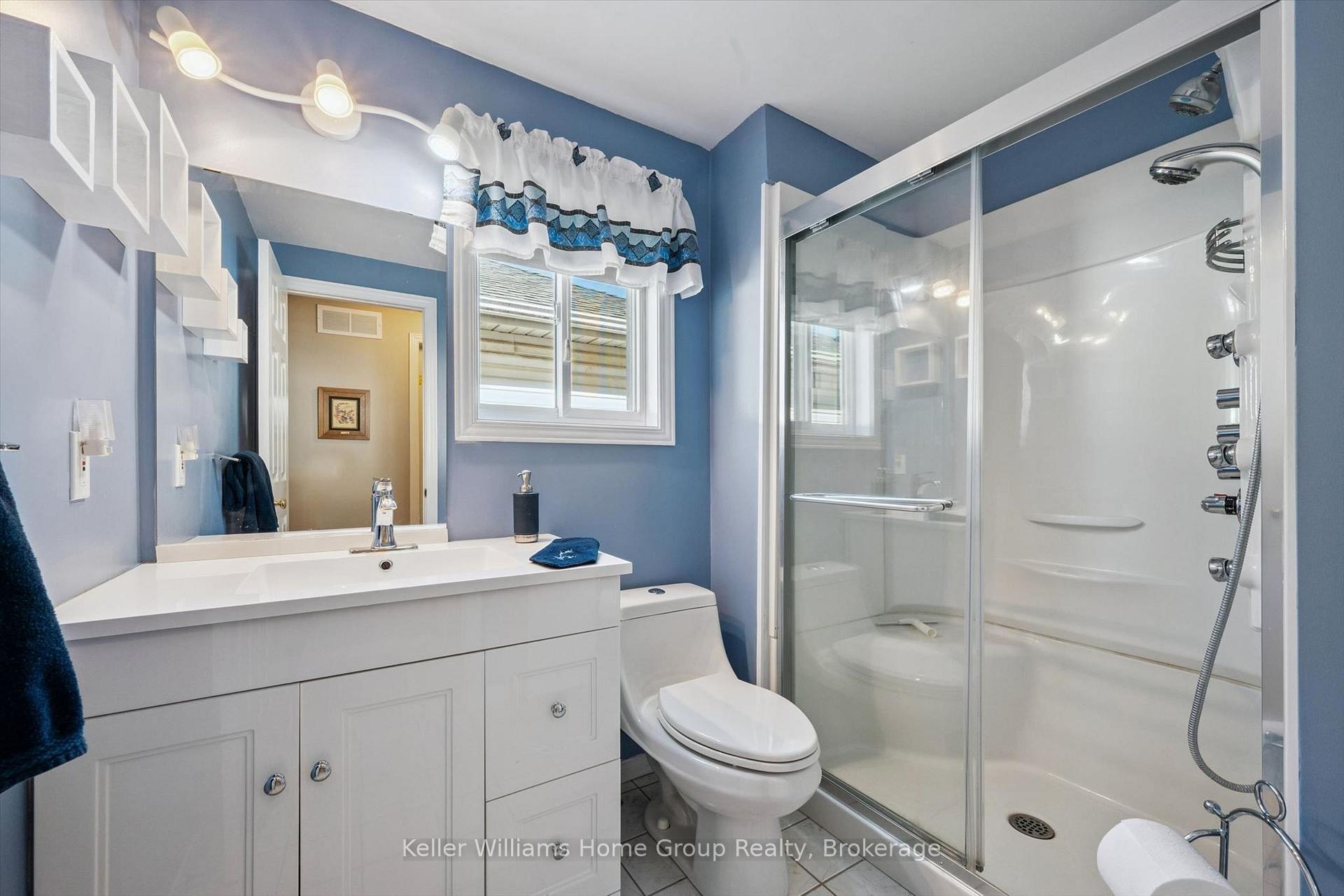 Photo 25 of 63 Boulder Crescent, Guelph, Clairfields/Hanlon Business Park — HOMEH