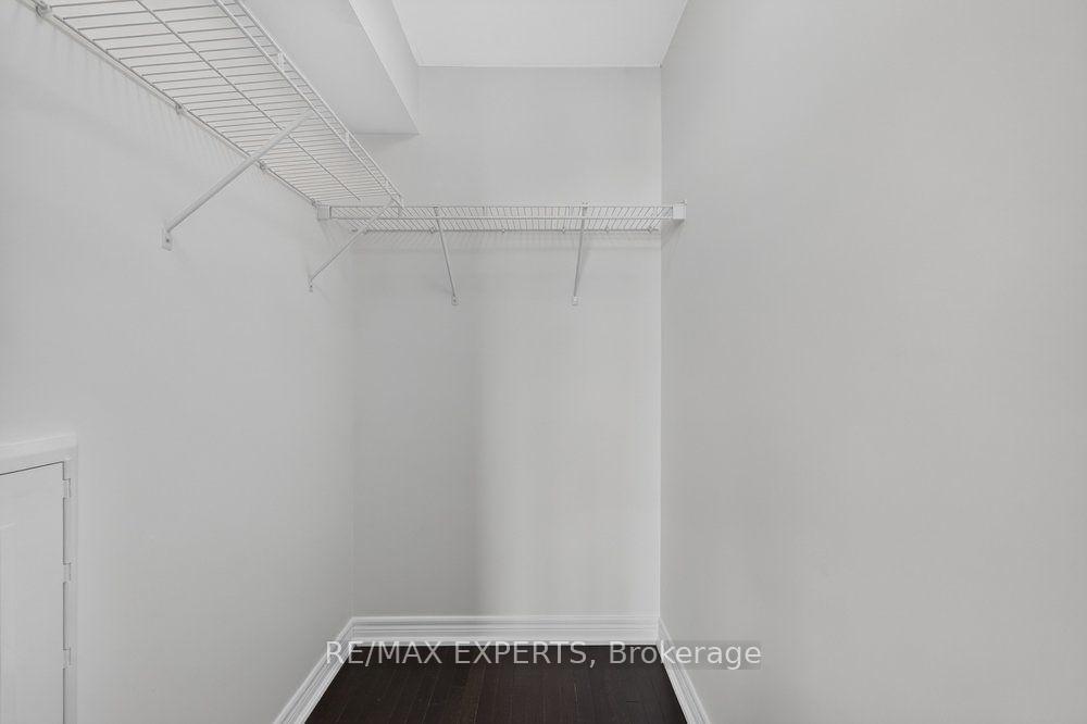 Photo 15 of Unit 19, 125 Kayla Crescent, Vaughan, Maple — HOMEH