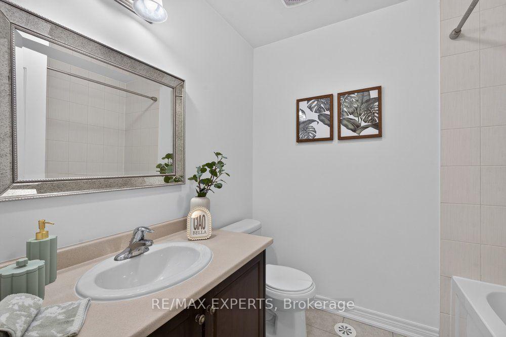 Photo 18 of Unit 19, 125 Kayla Crescent, Vaughan, Maple — HOMEH