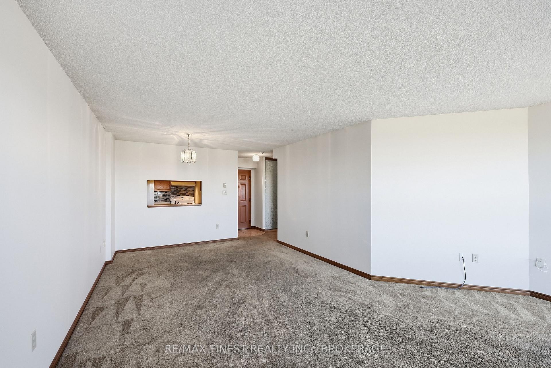 Photo 16 of Unit 601, 675 Davis Drive, Kingston, East Gardiners Rd — HOMEH